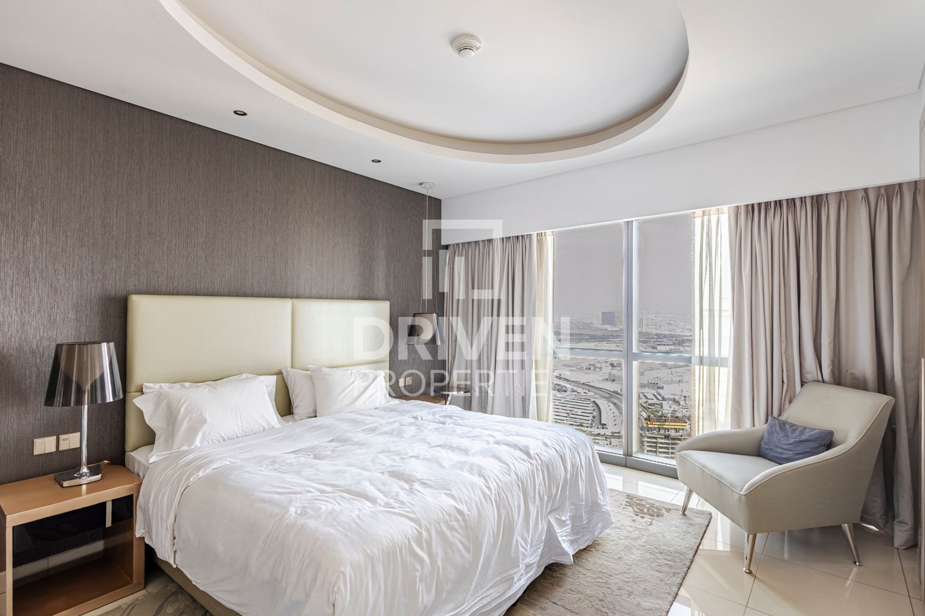 Elegant High Floor Apartment Ready to Move in