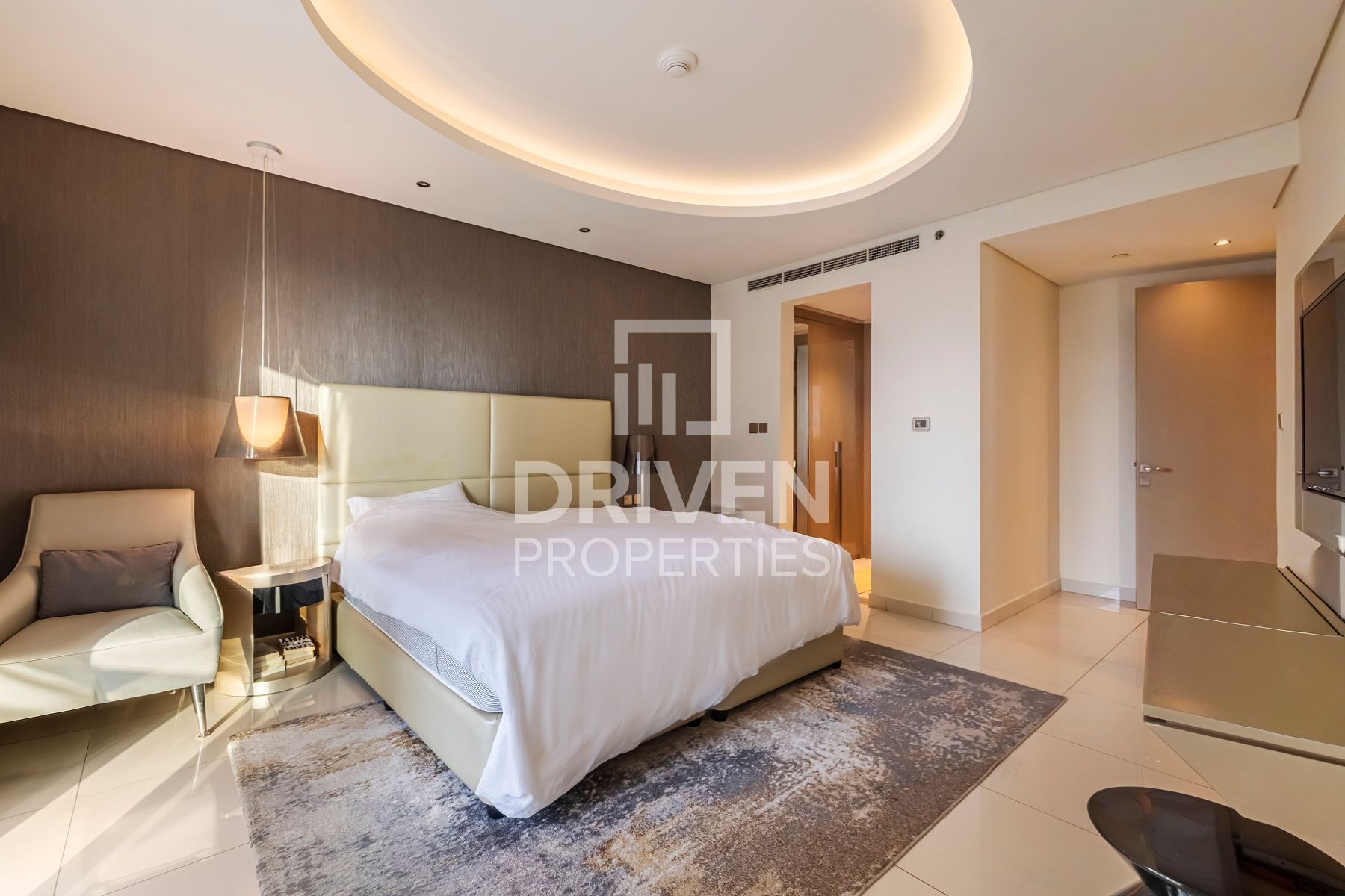 High Floor Burj Khalifa View Modern Furnished