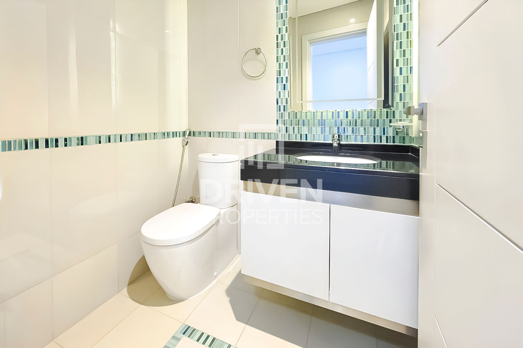 Ready to Move in Stunning Marina View Spacious