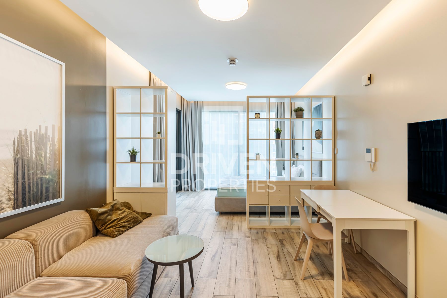 Vacant in November Furnished High Floor