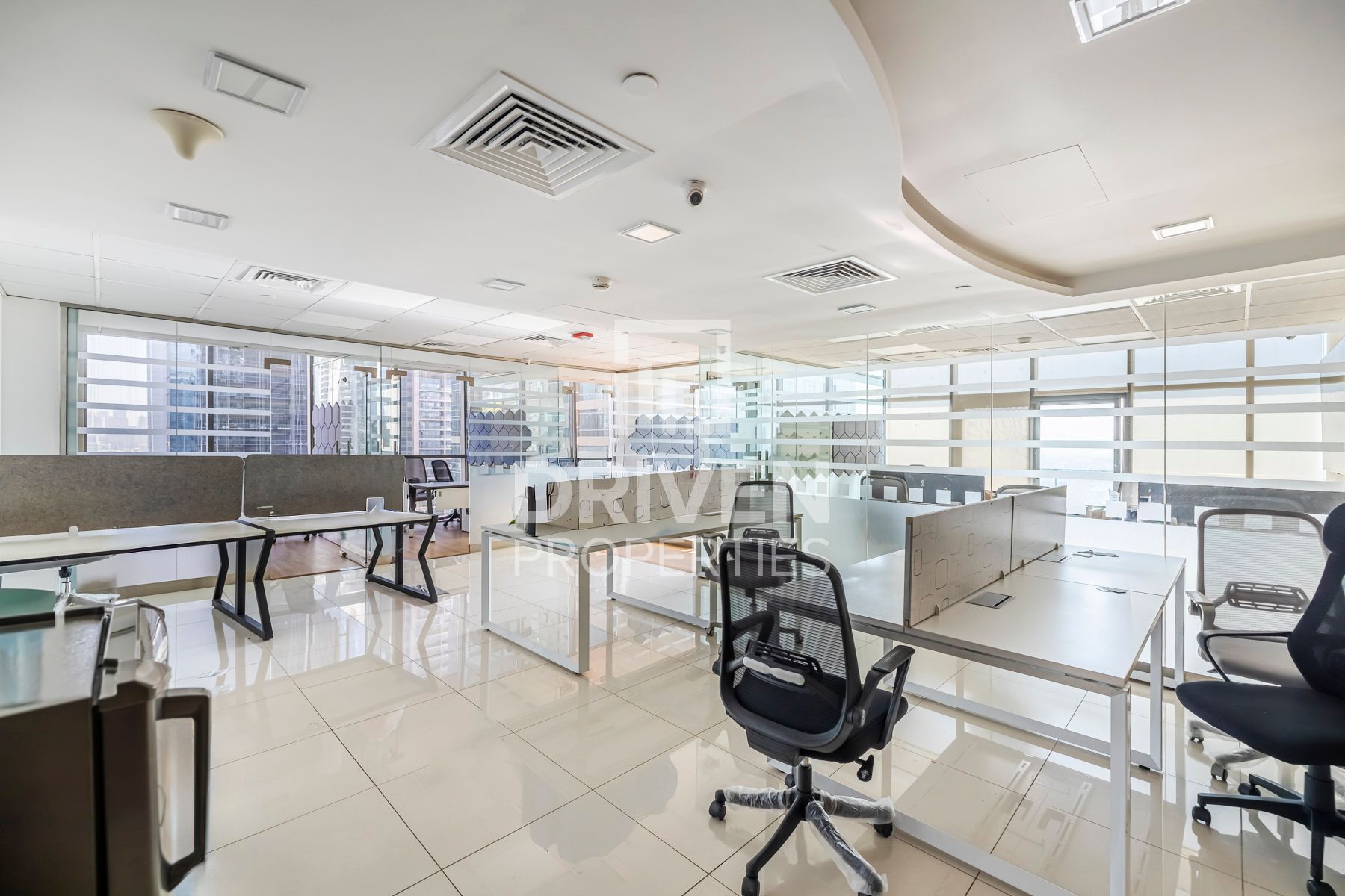 Prime Location Fitted Office Vacant Balcony