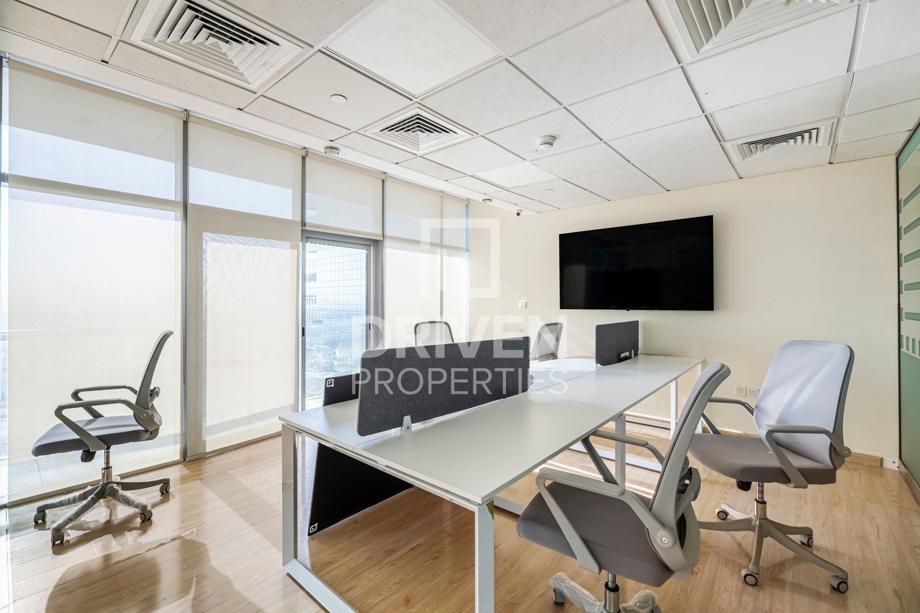 Prime Location Fitted Office Vacant Balcony