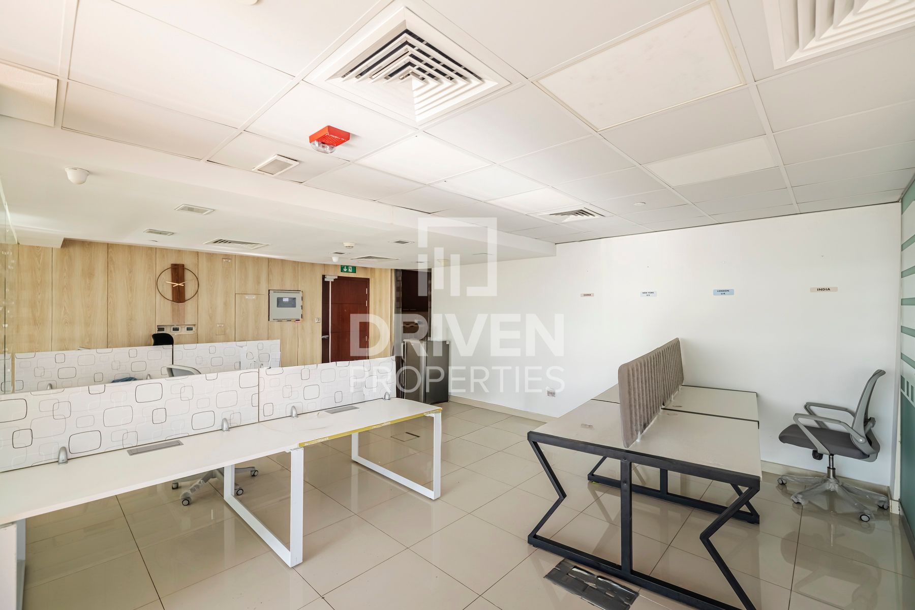 Prime Location Fitted Office Vacant Balcony