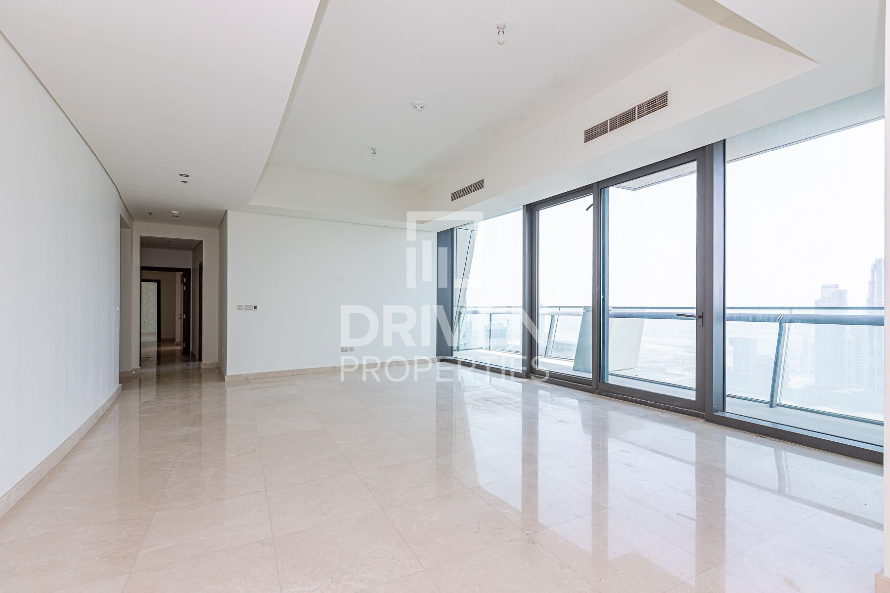 Ultra High Floor Largest Layout Vacant Unit