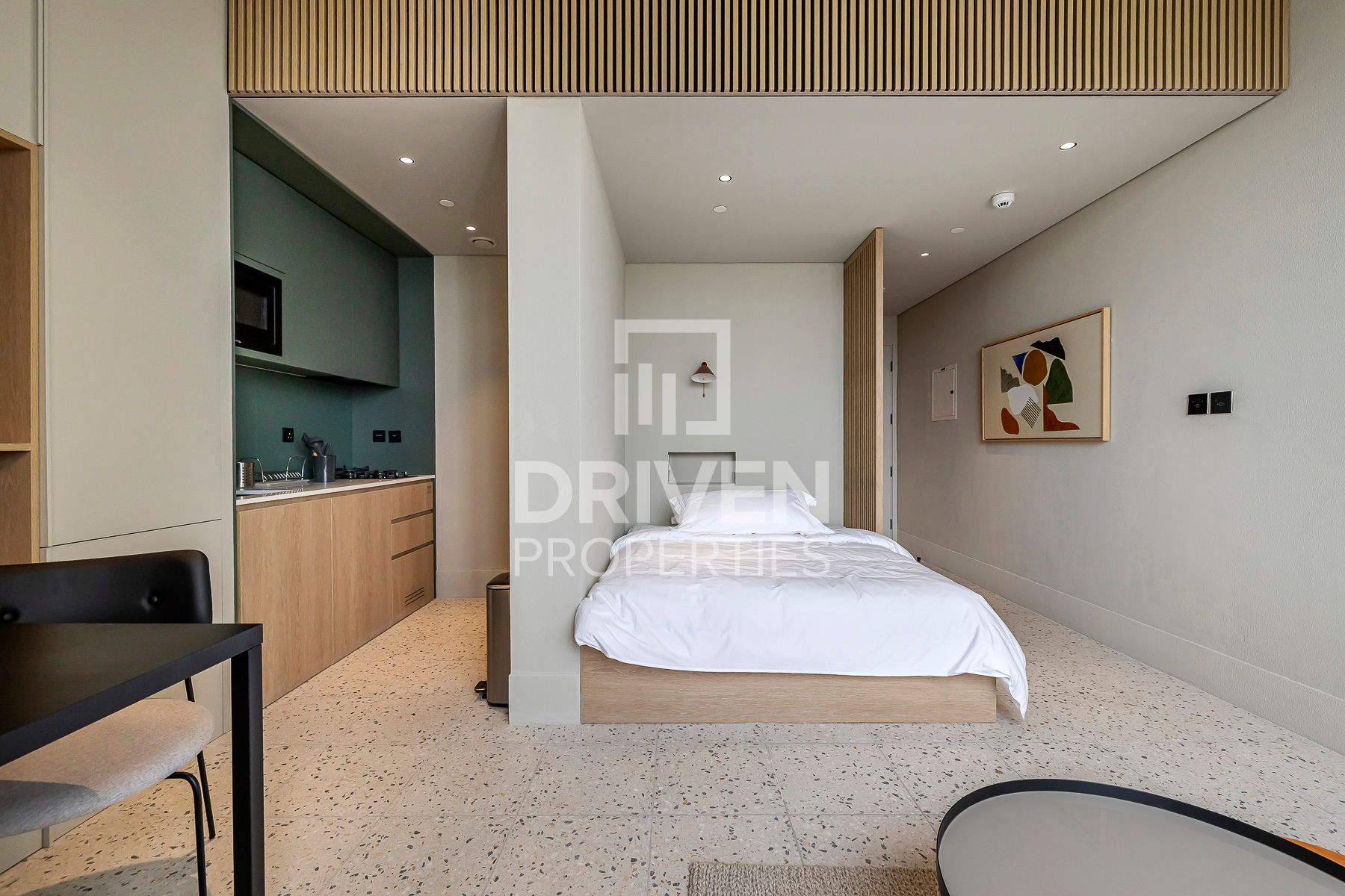 Elegant Living Furnished Burj Khalifa View