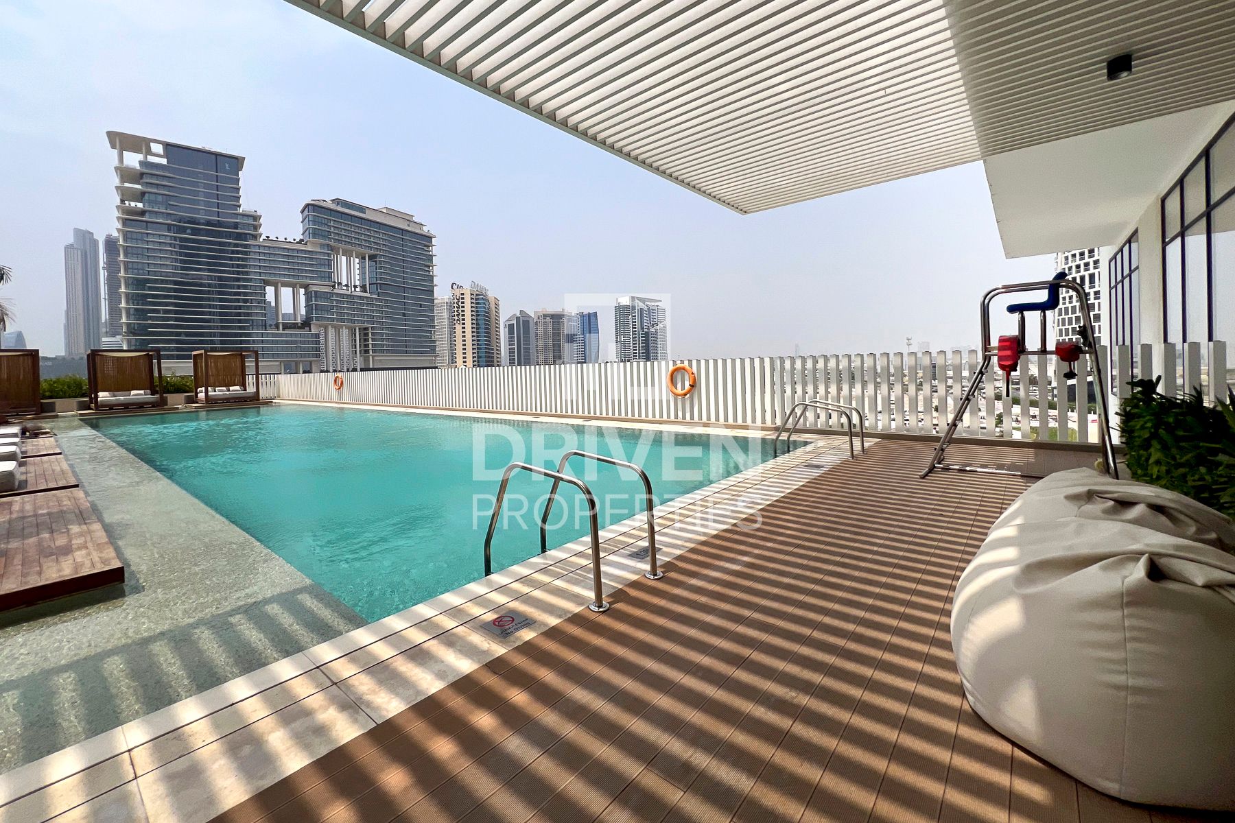 Elegant Living Furnished Burj Khalifa View