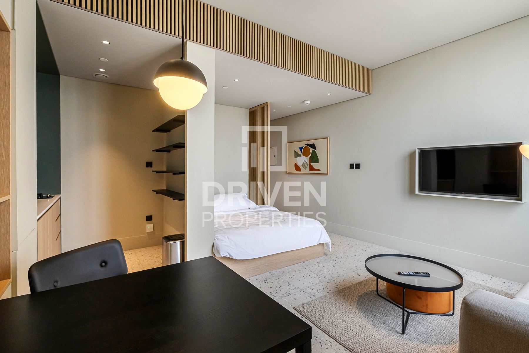 Elegant Living Furnished Burj Khalifa View