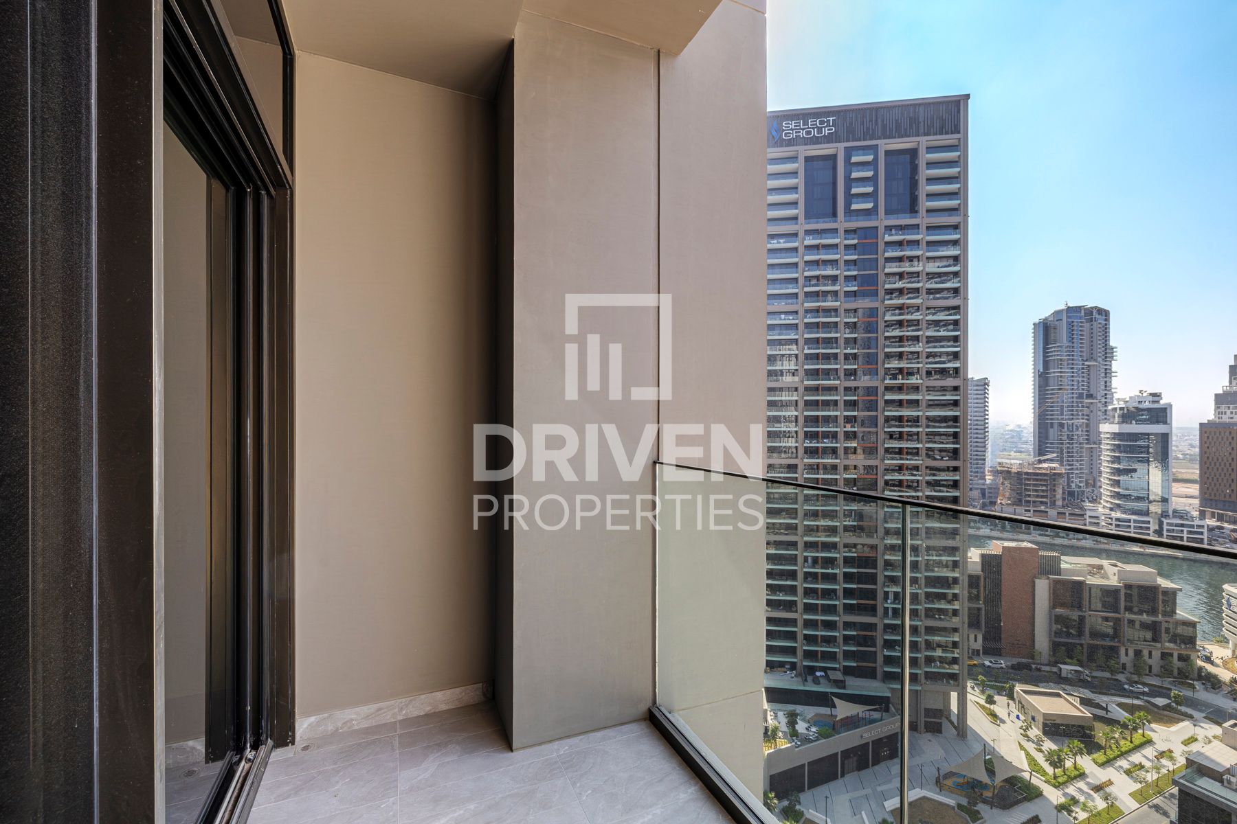 Full Canal View High Floor Price Negotiable