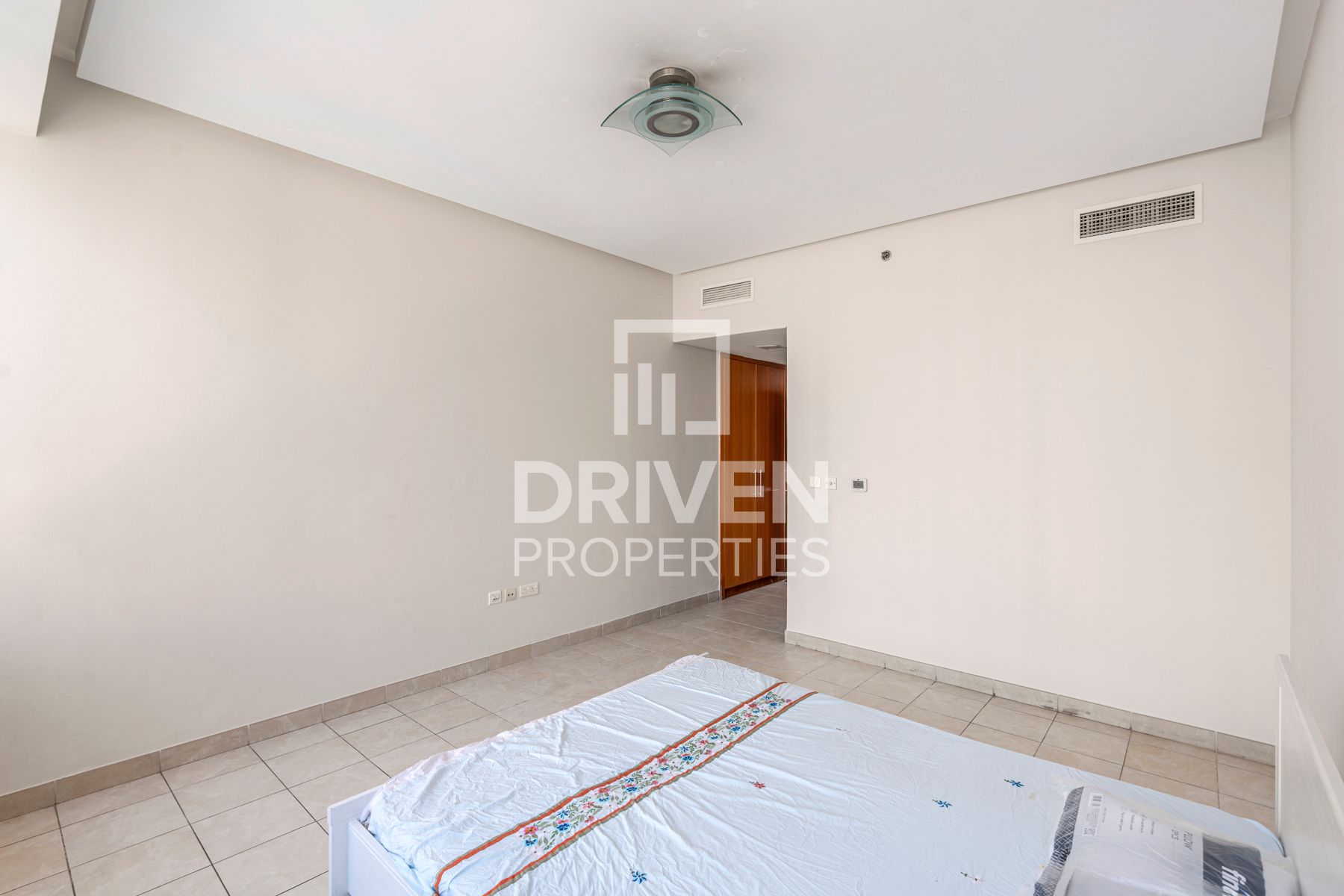 Vacant Spacious Layout Semi Furnished