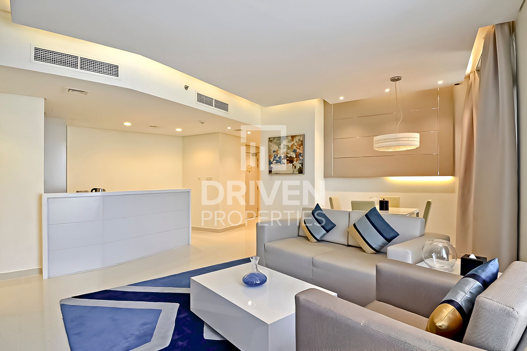 High Floor Fully Furnished Ready to Move in