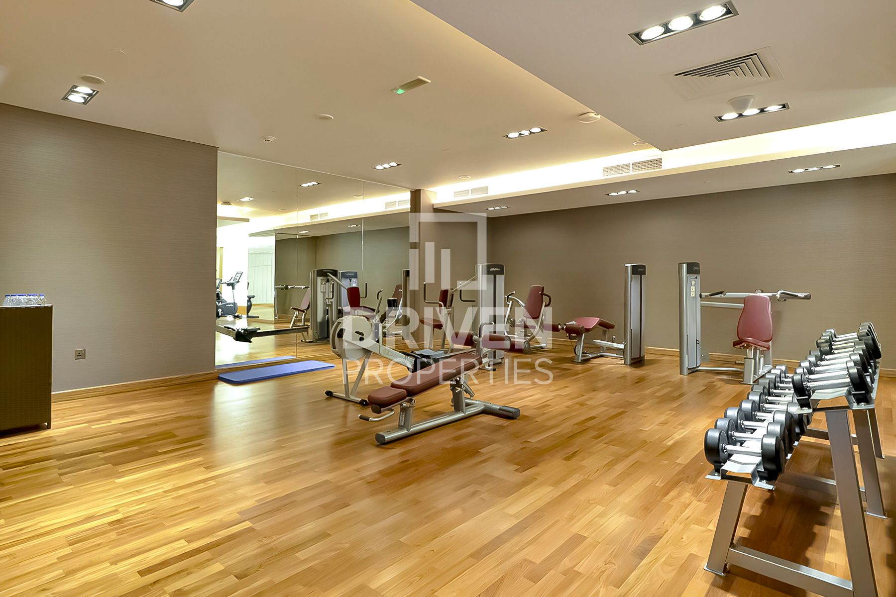 High Floor Fully Furnished Ready to Move in