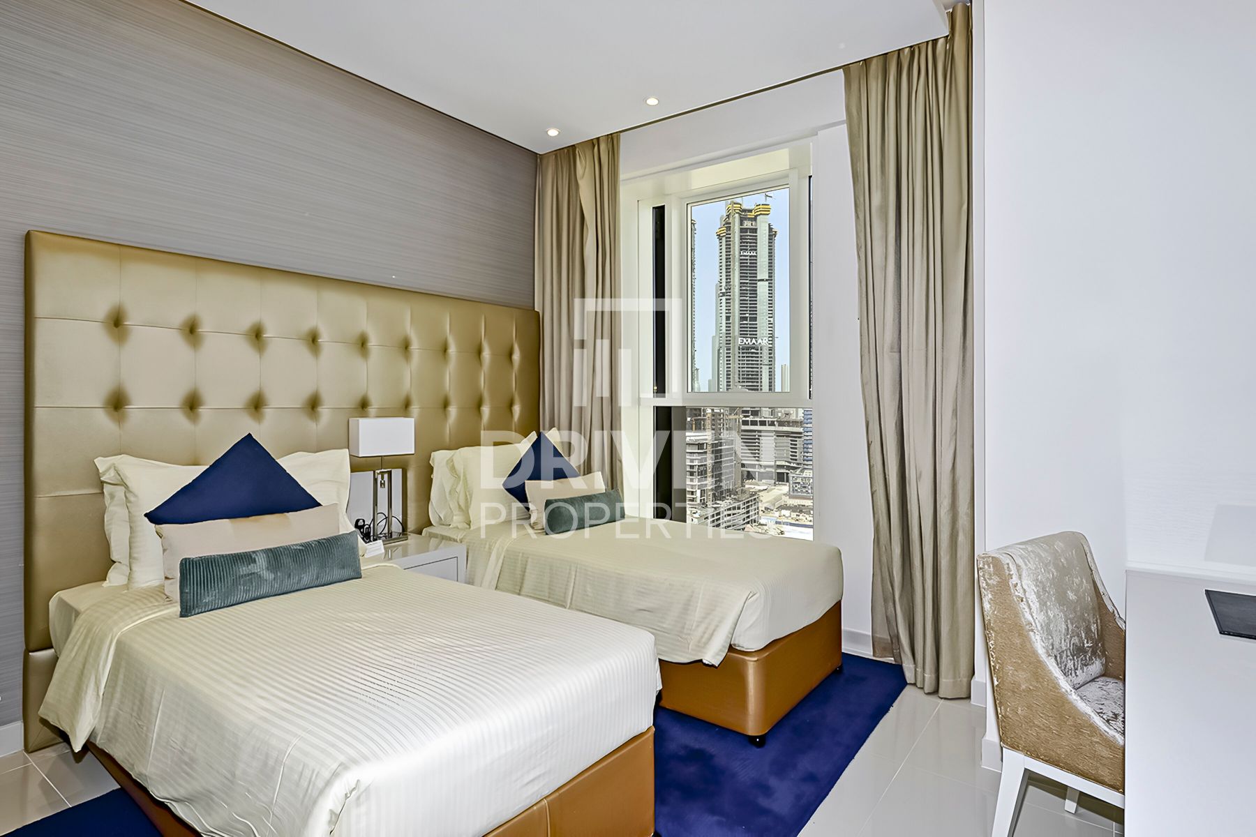 High Floor Fully Furnished Ready to Move in