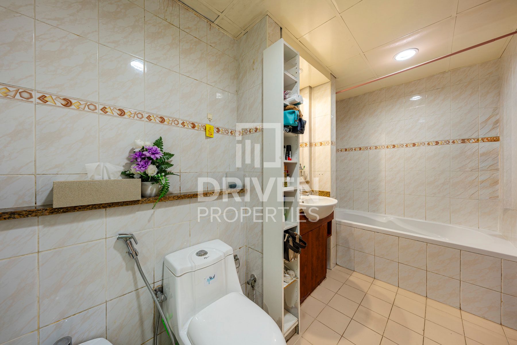 Spacious High Floor Vacant 1st Feb Furnished