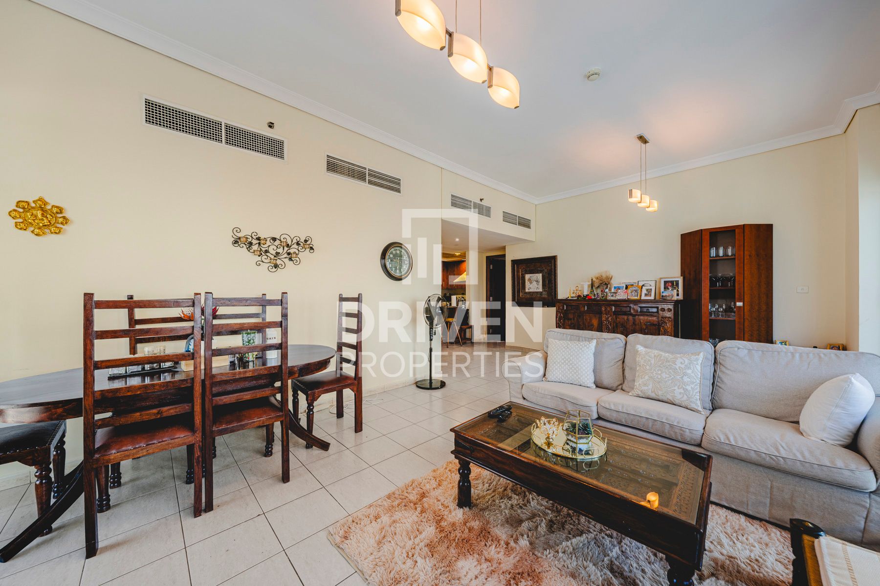 Spacious High Floor Vacant 1st Feb Furnished