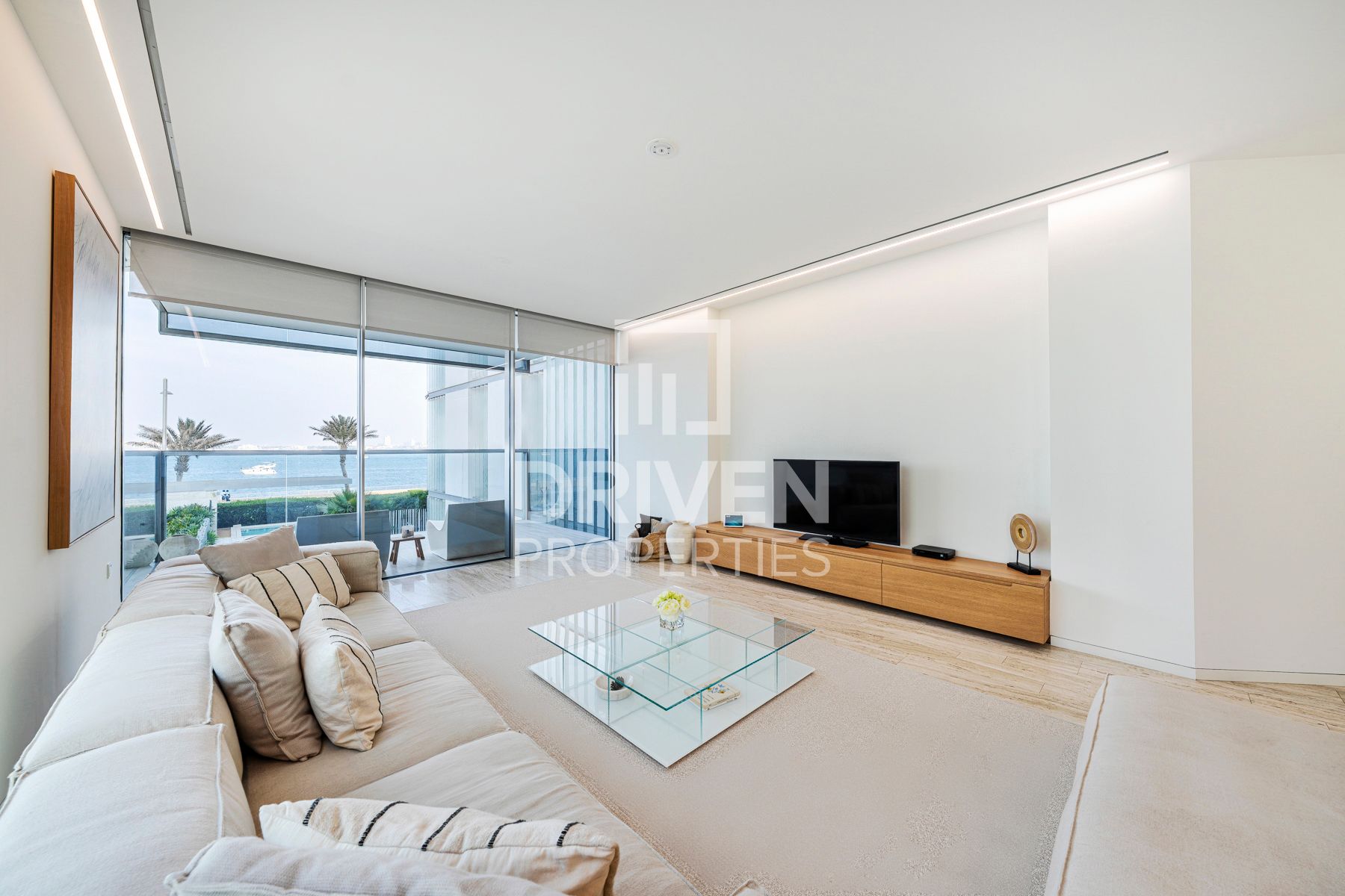 3 bedroom apartment for sale in Muraba Residence. Stunning Modern Unit Fully Furnished Sea Views