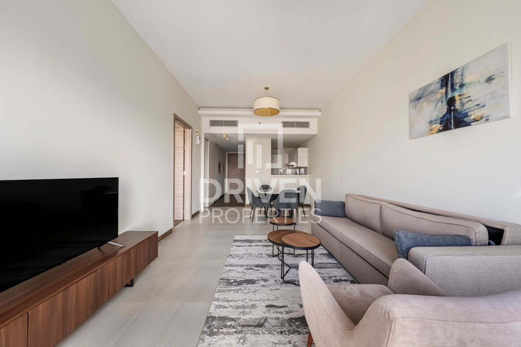 Fully Furnished Prime Location Vacant