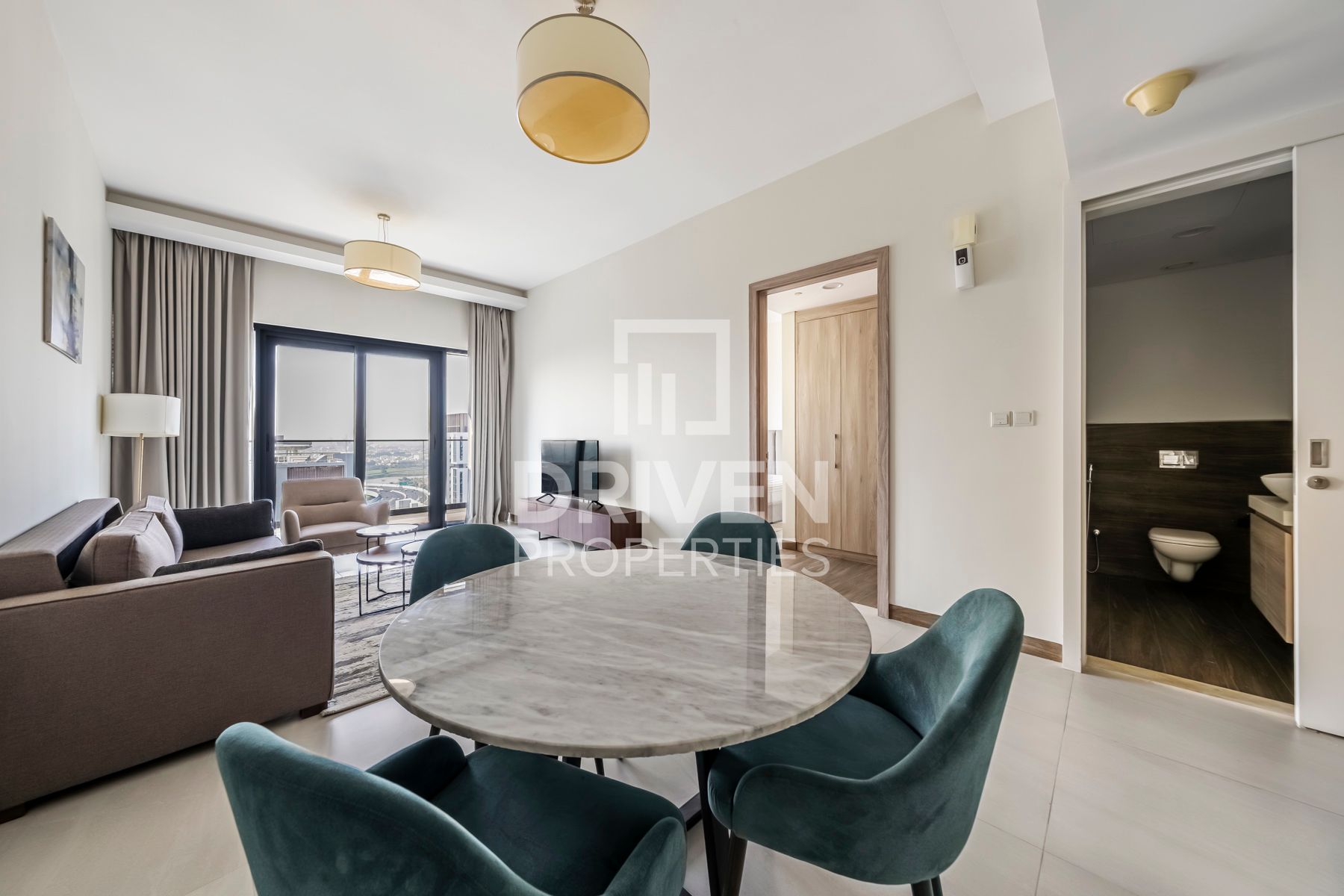 Fully Furnished Prime Location Vacant