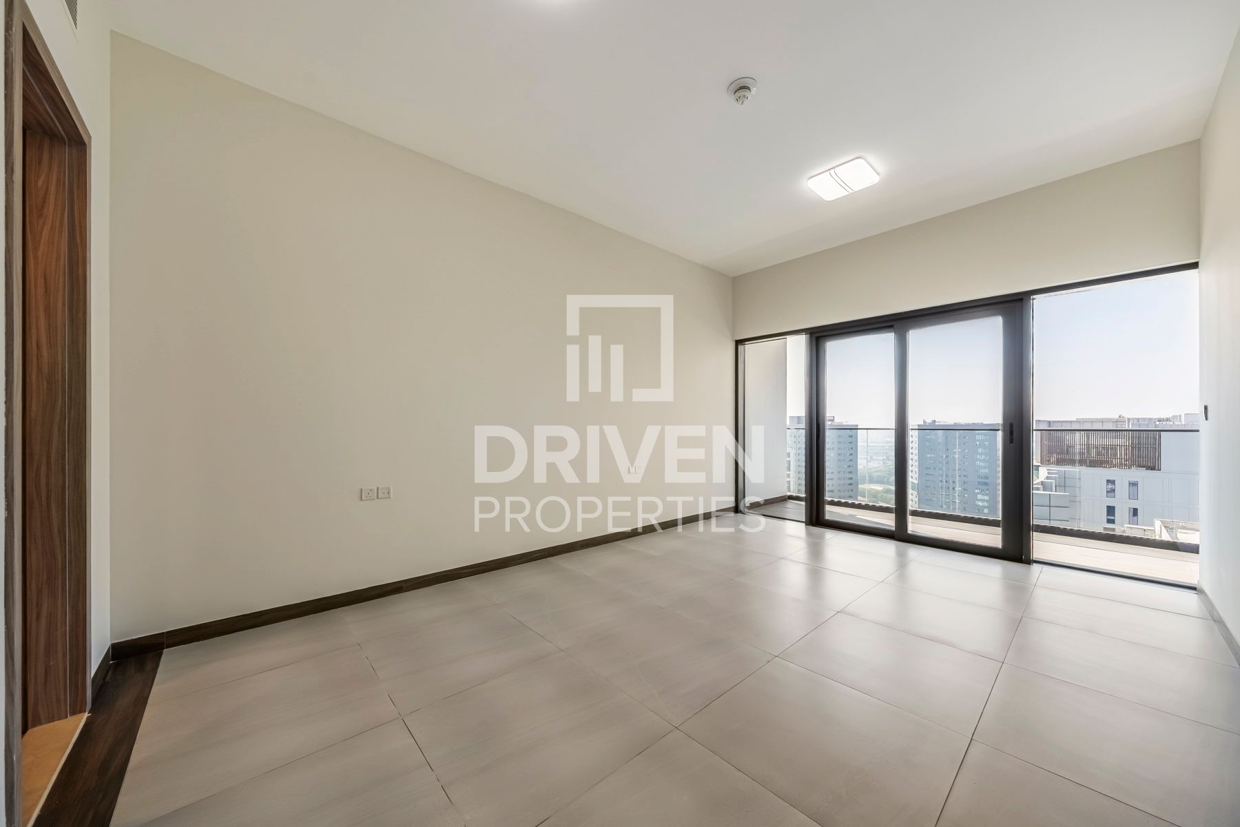 Furnished Prime Location Ready to Move In