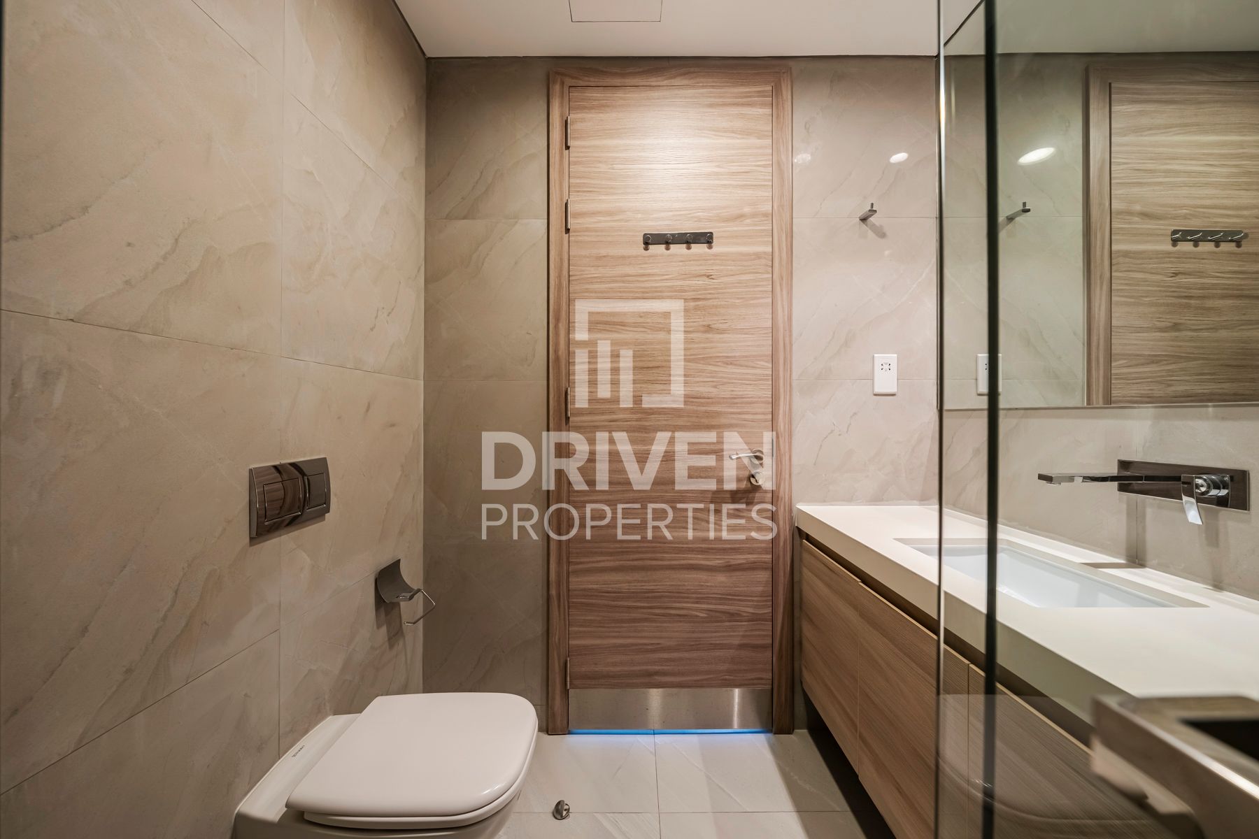 Furnished Prime Location Ready to Move In