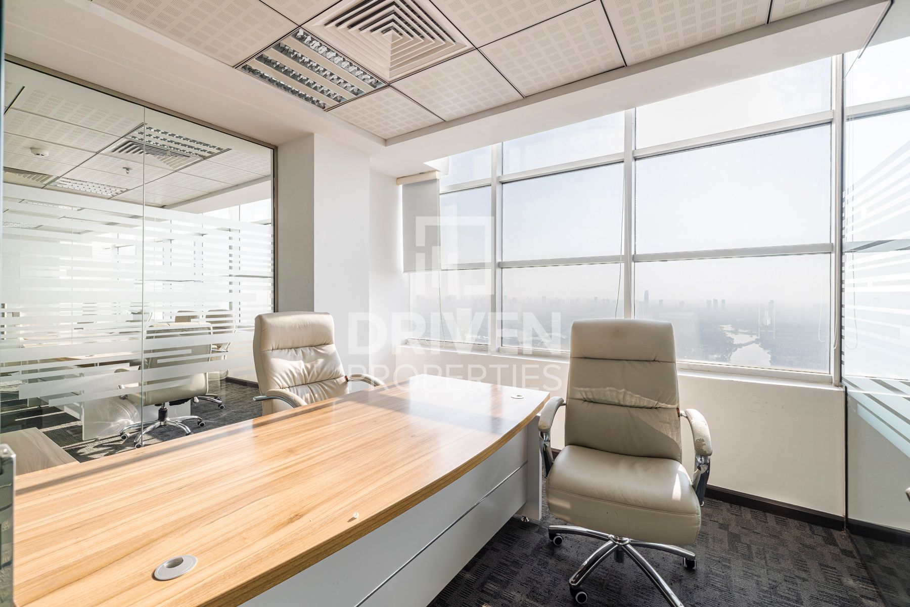 Fully Furnished Stunning View Partitions