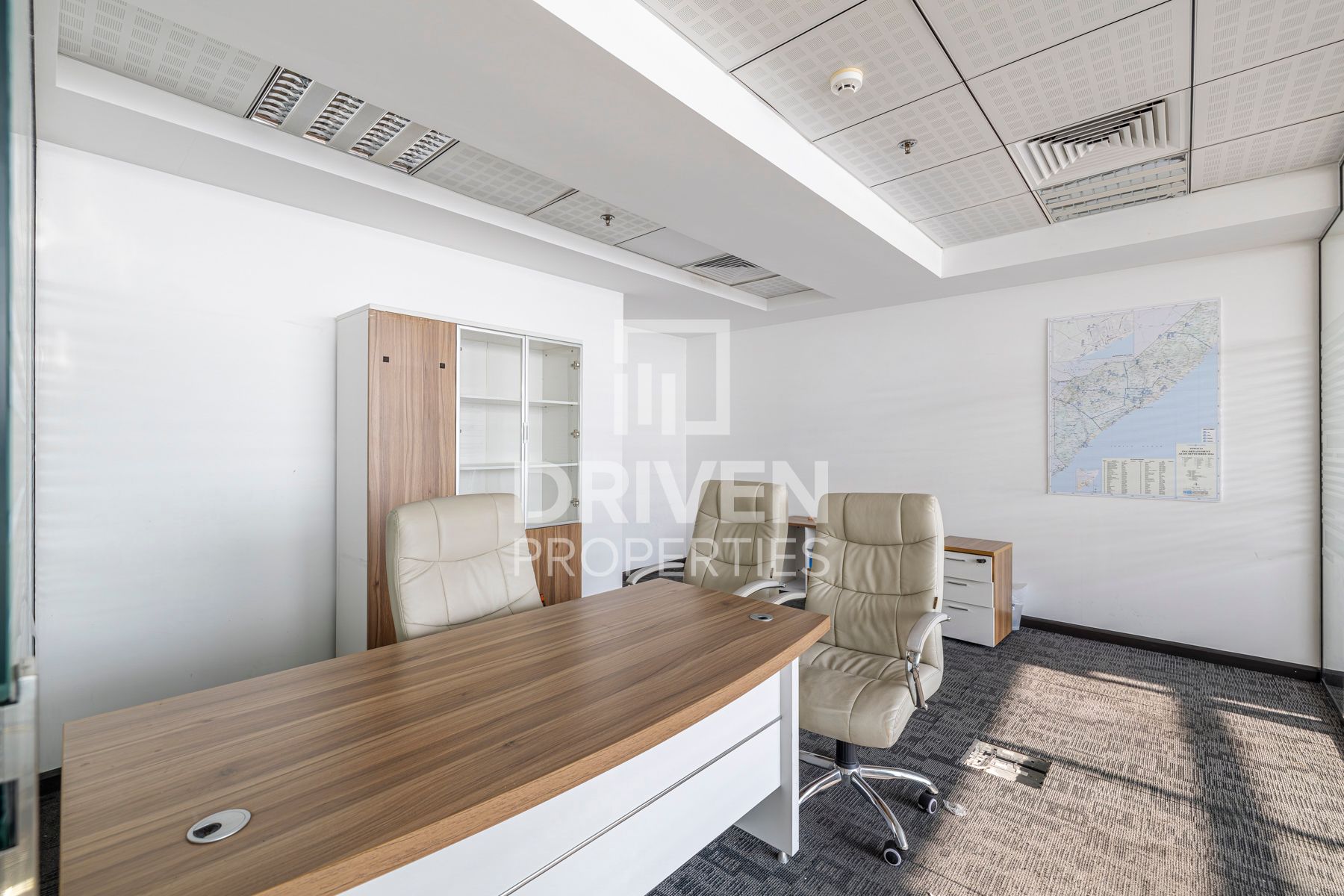 Fully Furnished Stunning View Partitions