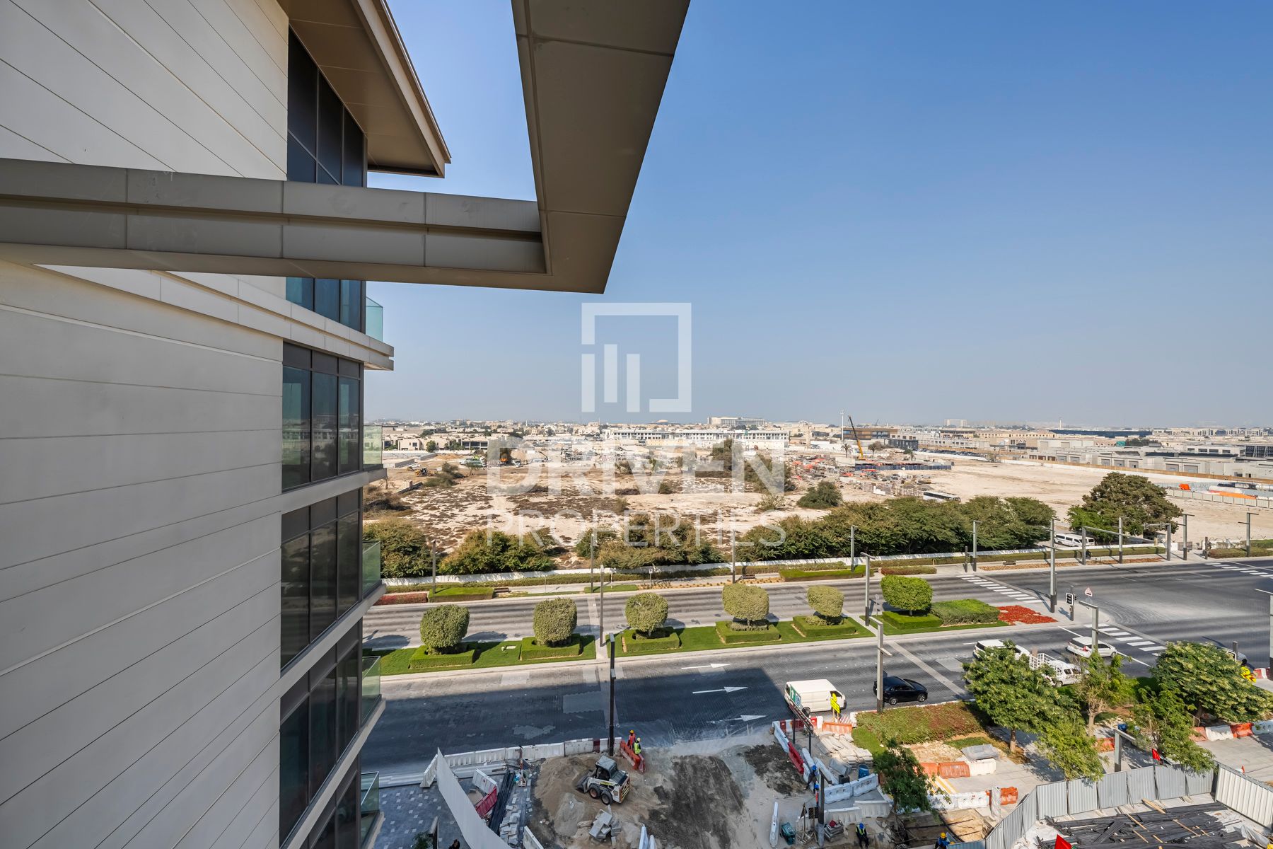 Corner unit Newly Handed Over Smart Layout