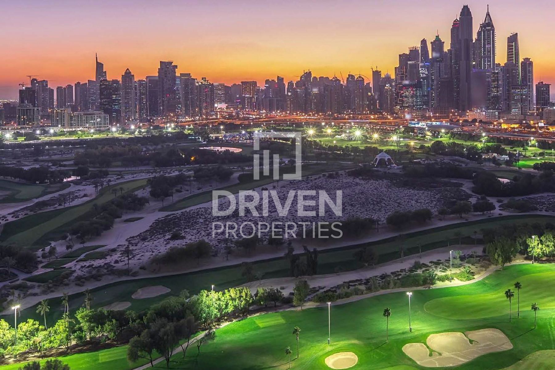 Golf Course View Modern Unit Great Location