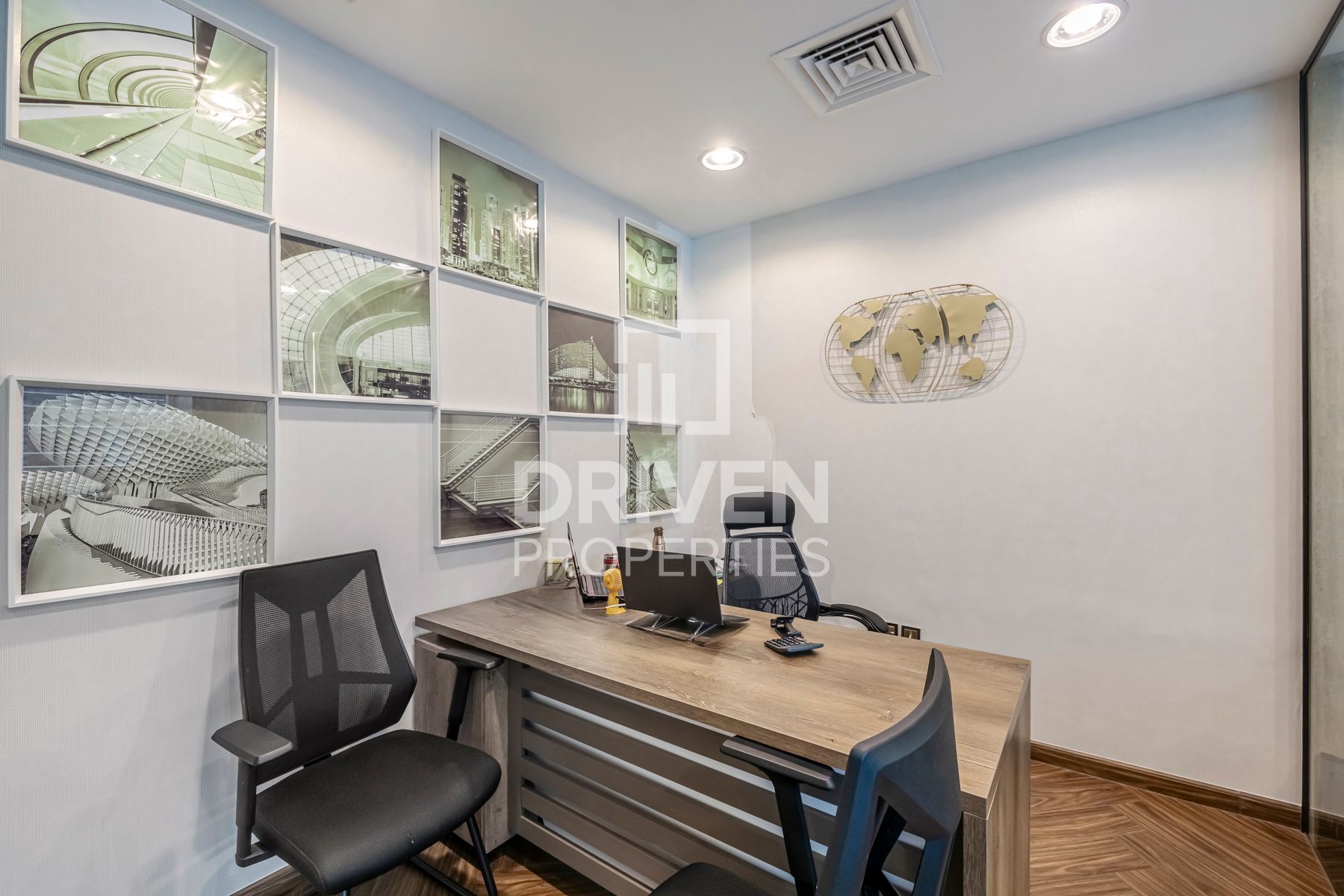 Fully Fitted Fully Furnished Vastu compliant