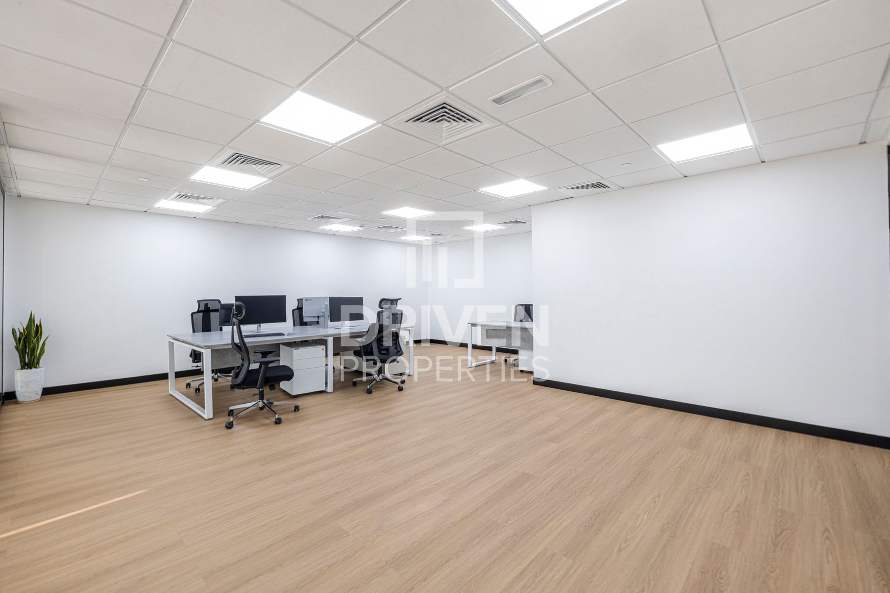 Elegant Fit Out Prime Location Vacant DMCC