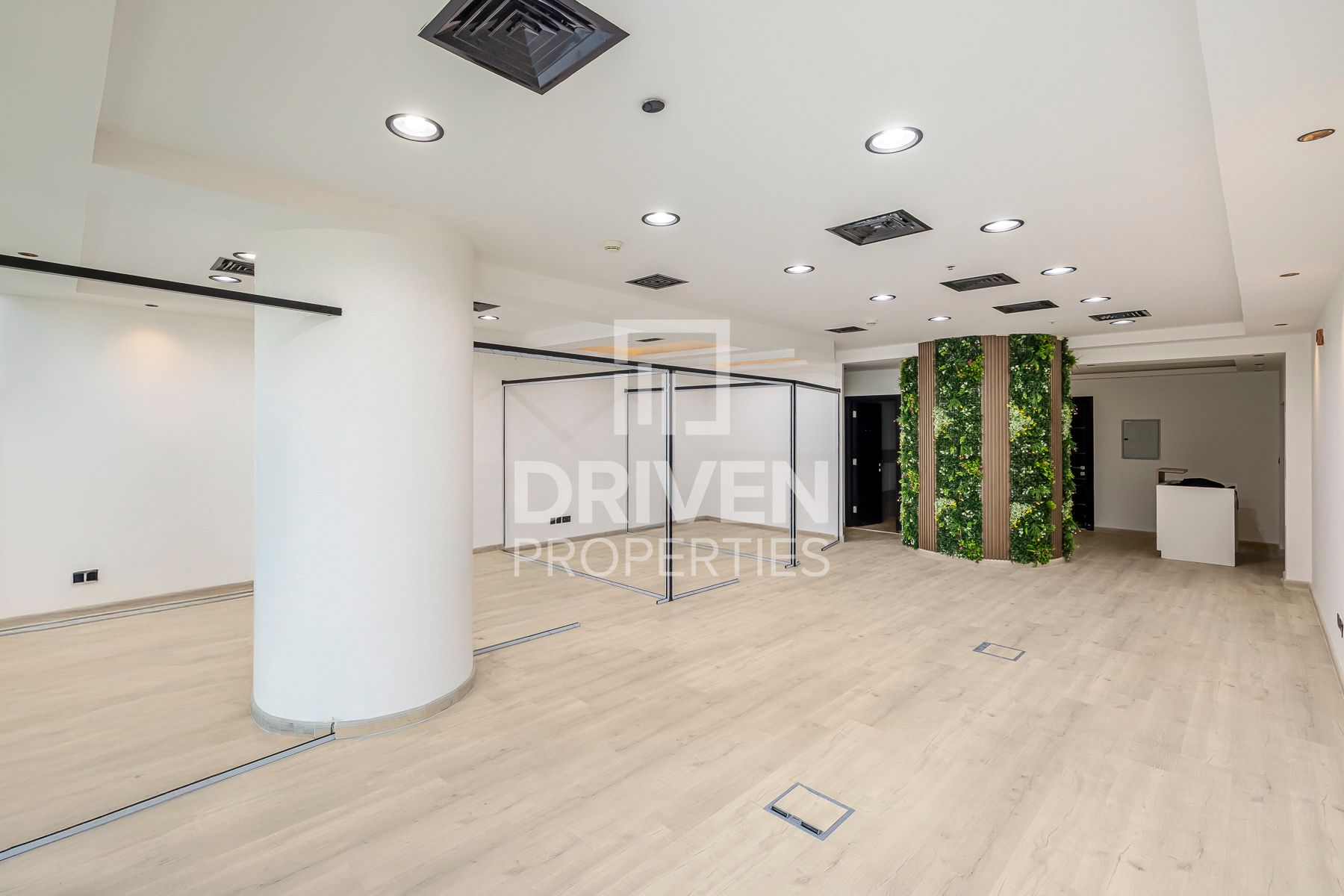 Fitted Office Near Metro Ready to move in