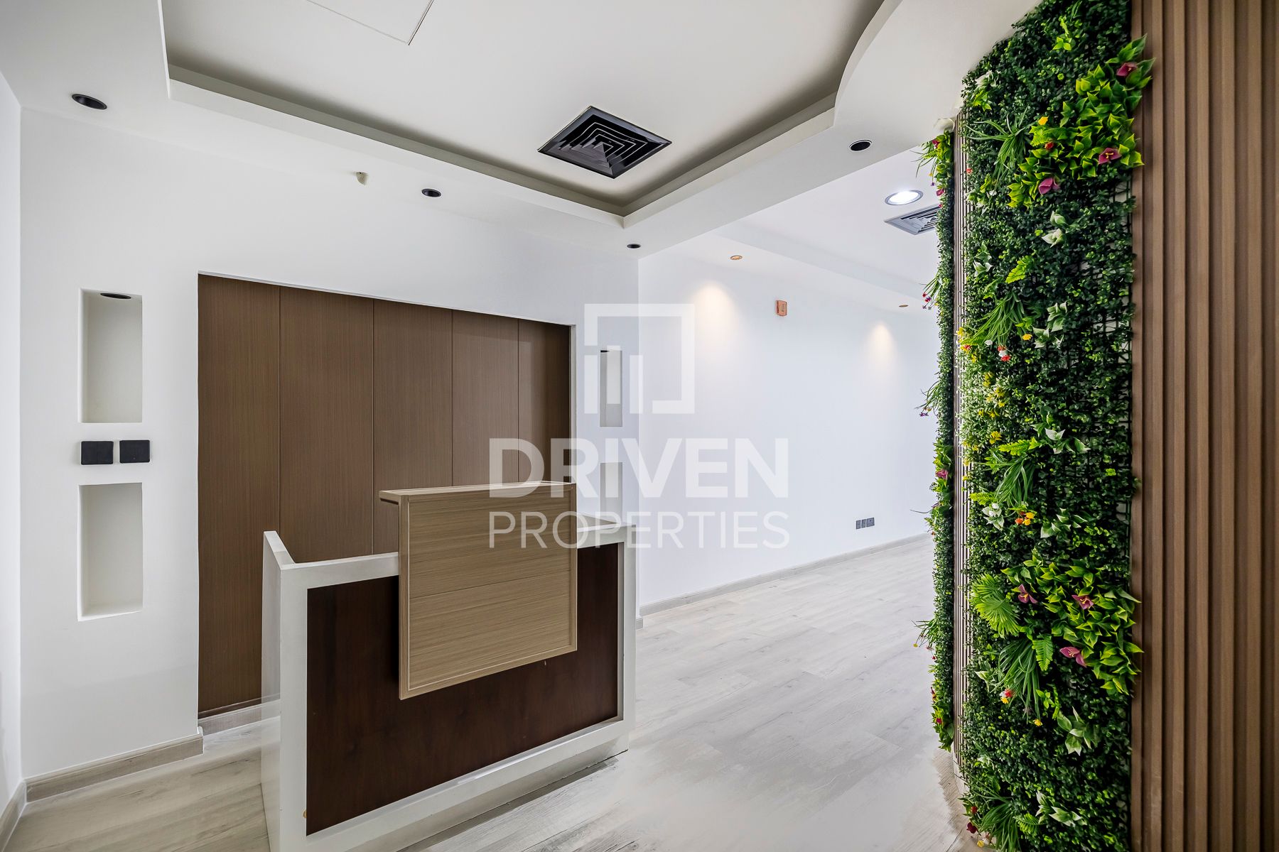 Fitted Office Near Metro Ready to move in