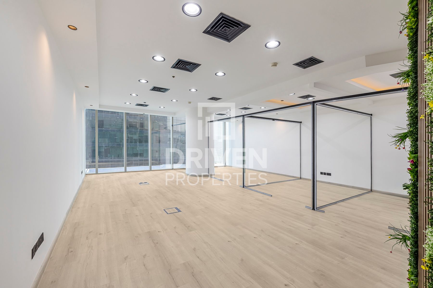 Fitted Office Near Metro Ready to move in