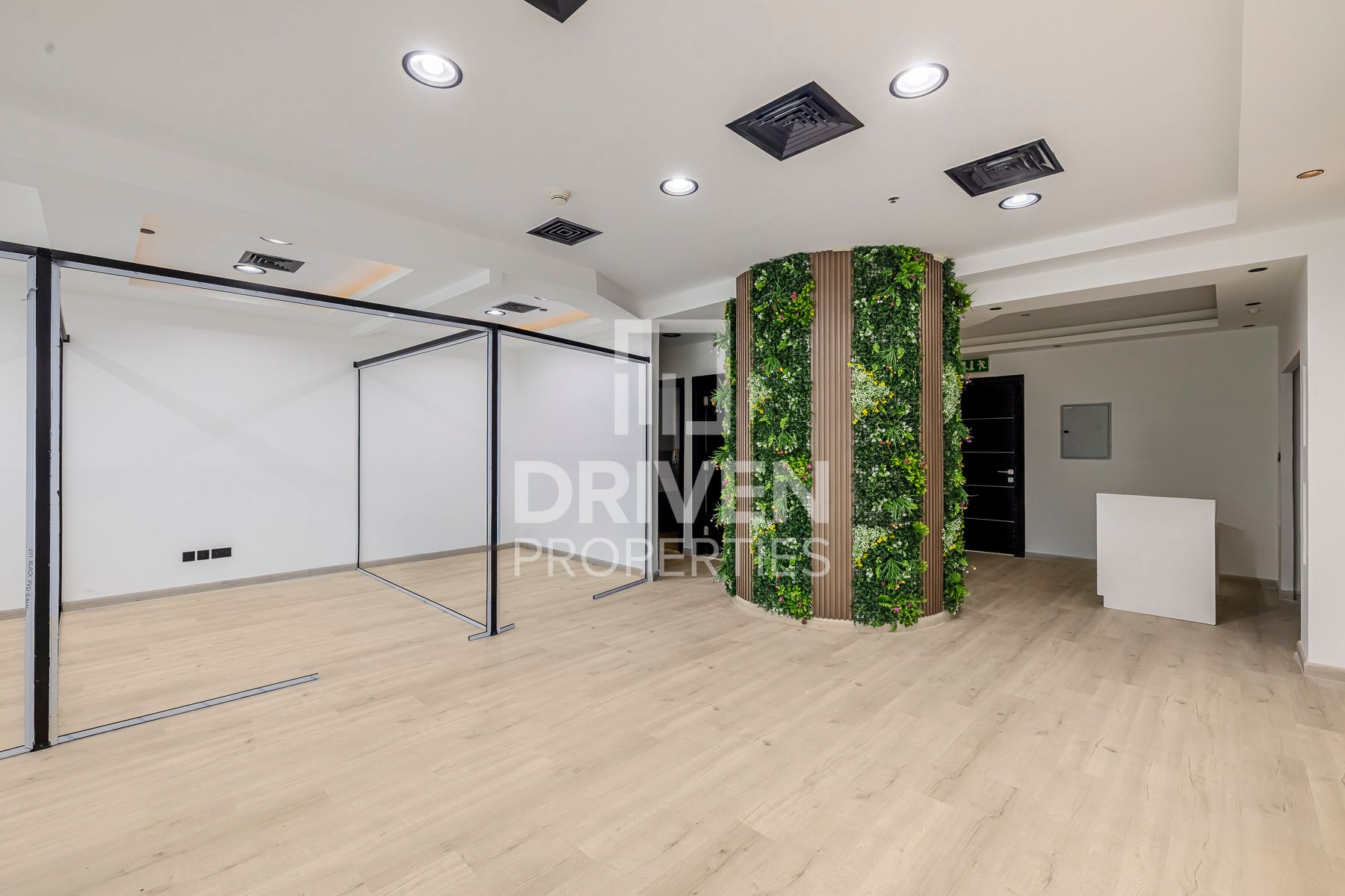 Fitted Office Near Metro Ready to move in