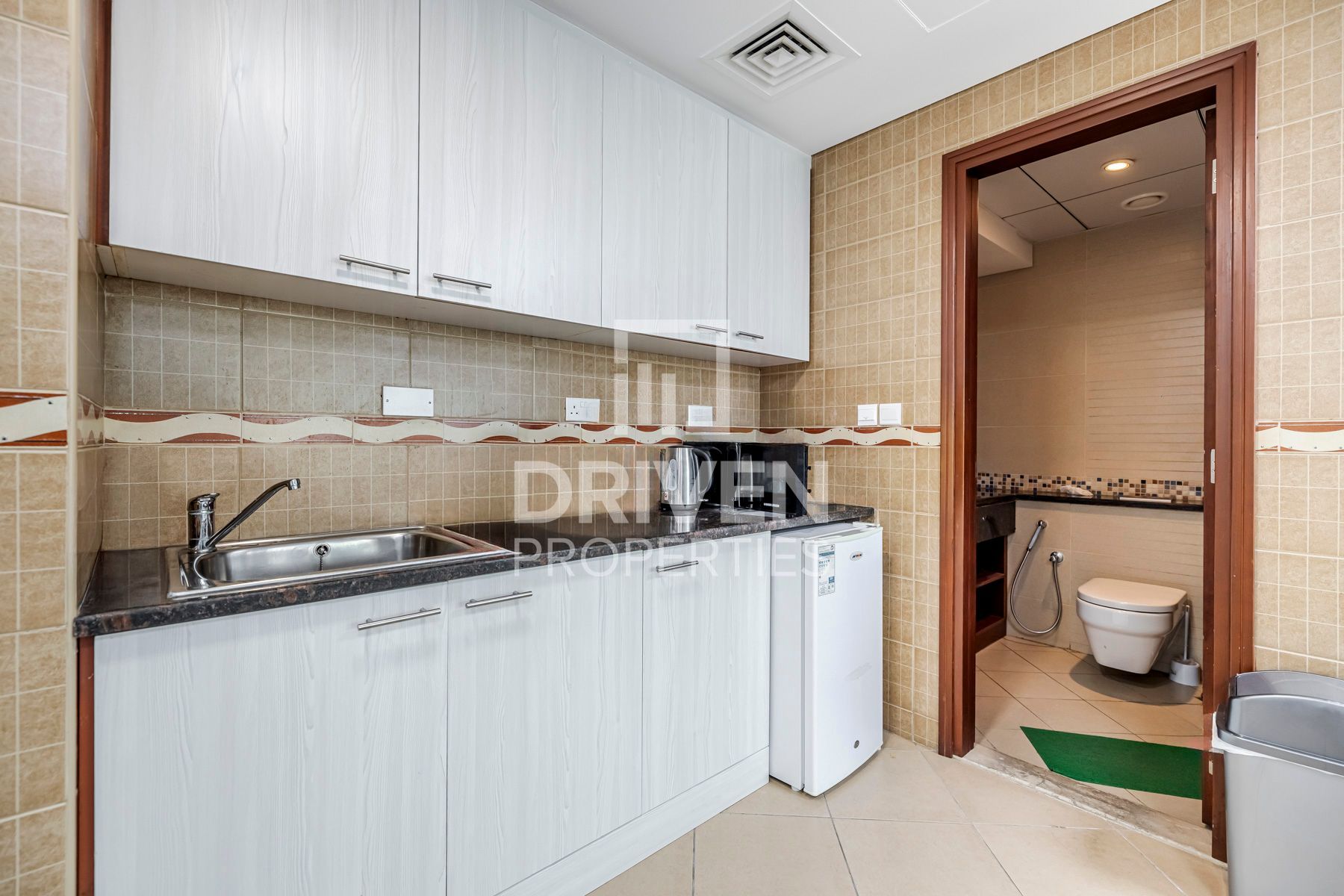 Prime Location Fitted Combined Offices DMCC