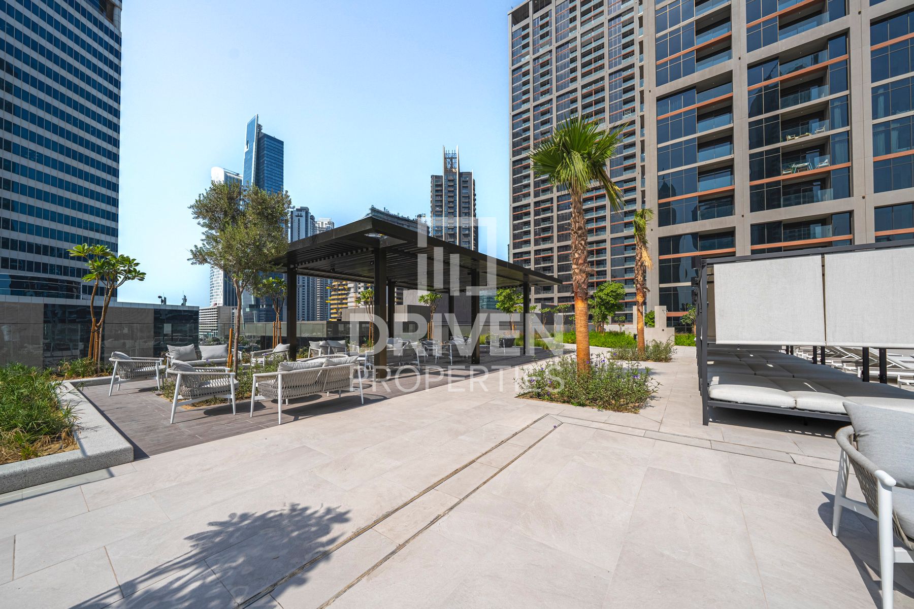 Waterfront Simplex Vacant Canal View