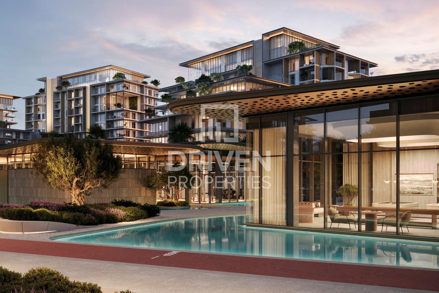 Lagoon and Park View High Floor Maids Room