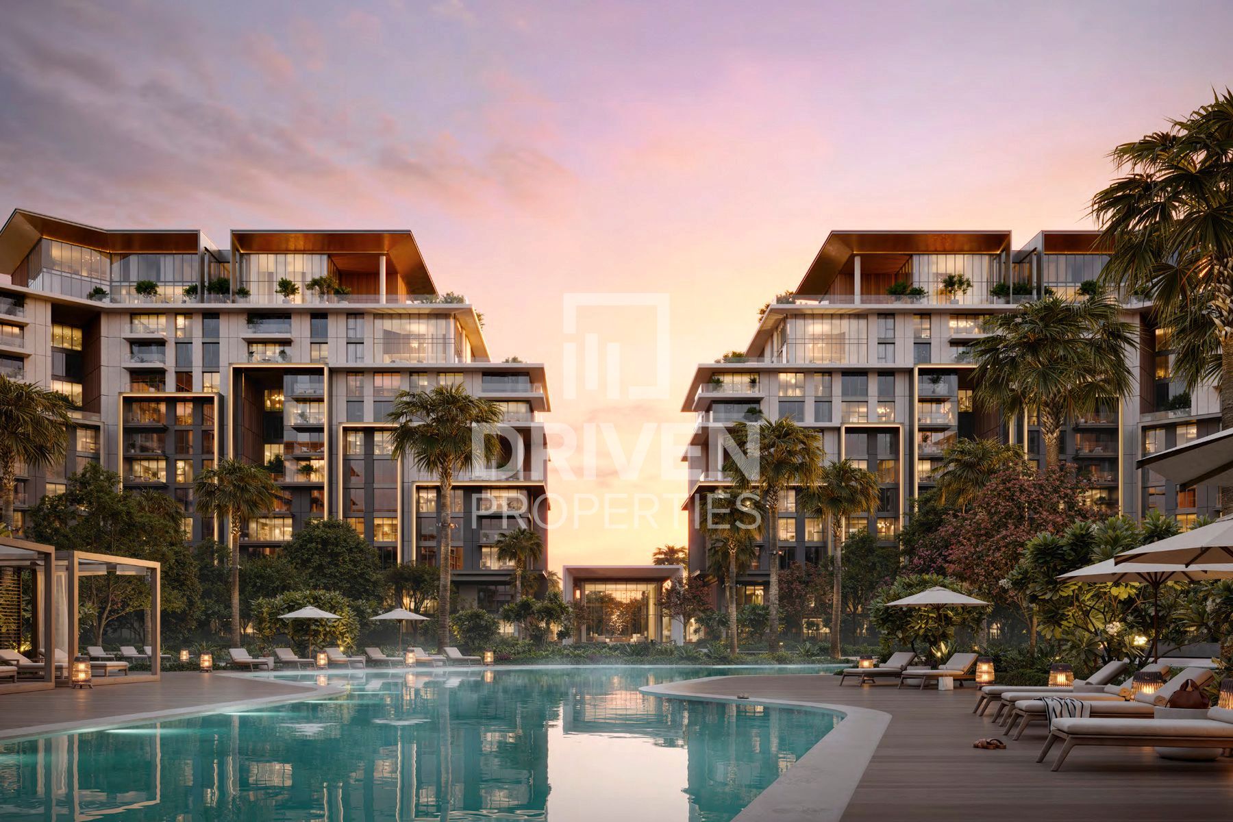 Lagoon and Park View High Floor Maids Room