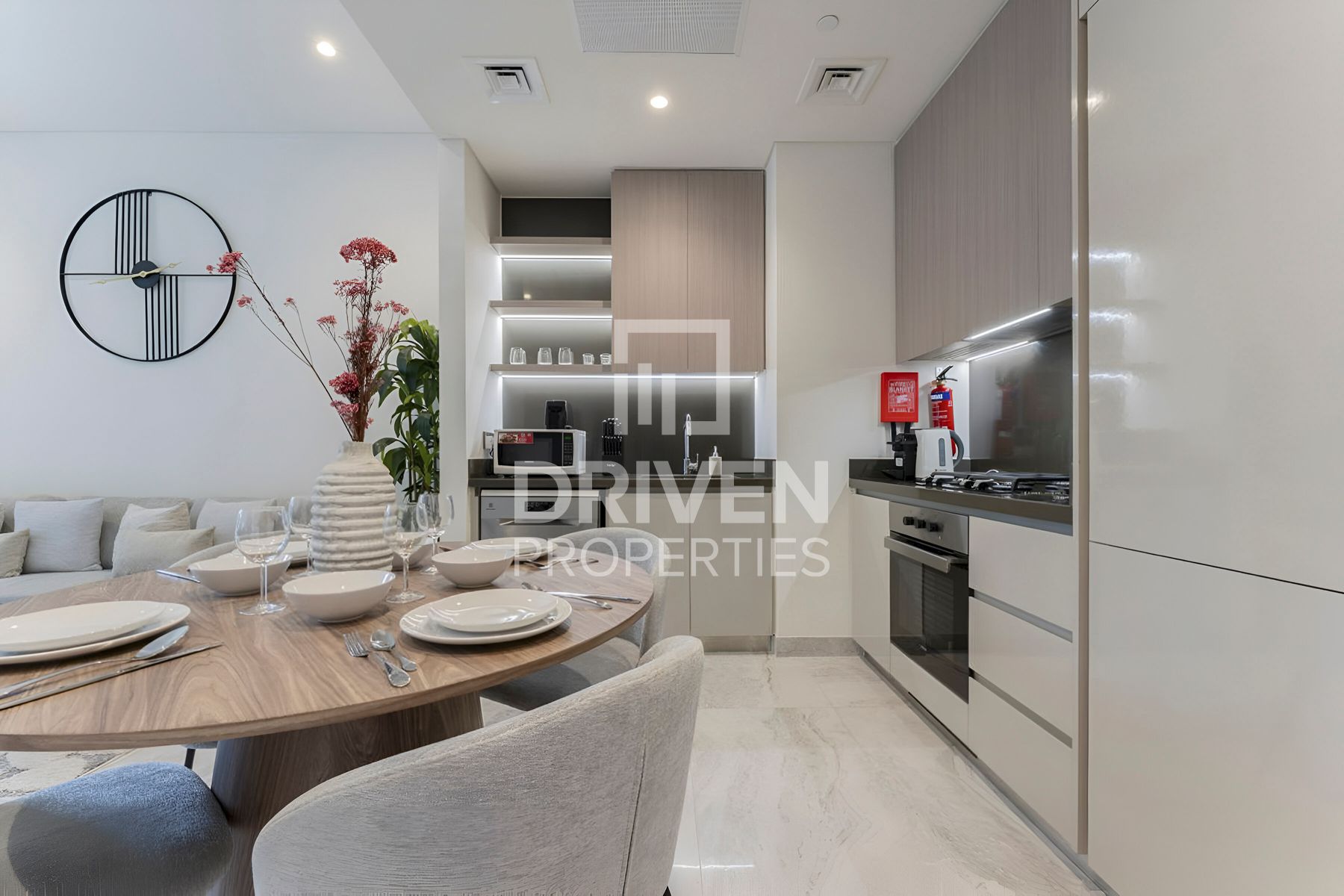 Fully Furnished Canal View Waterfront Living