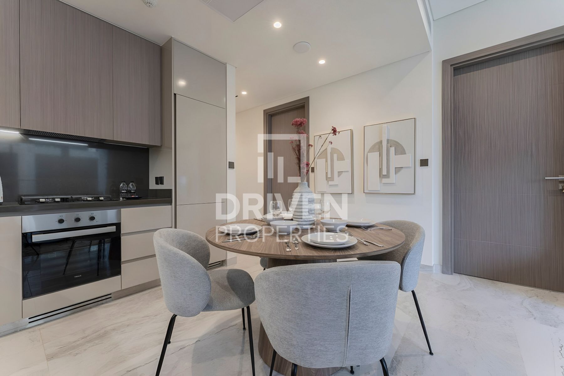 Fully Furnished Canal View Waterfront Living