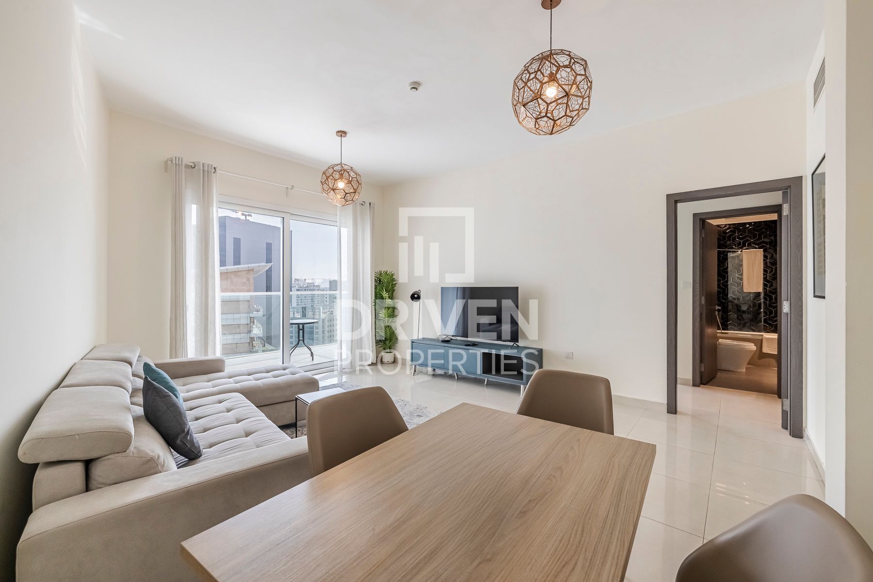 Big Layout Majestic Views Fully Equipped