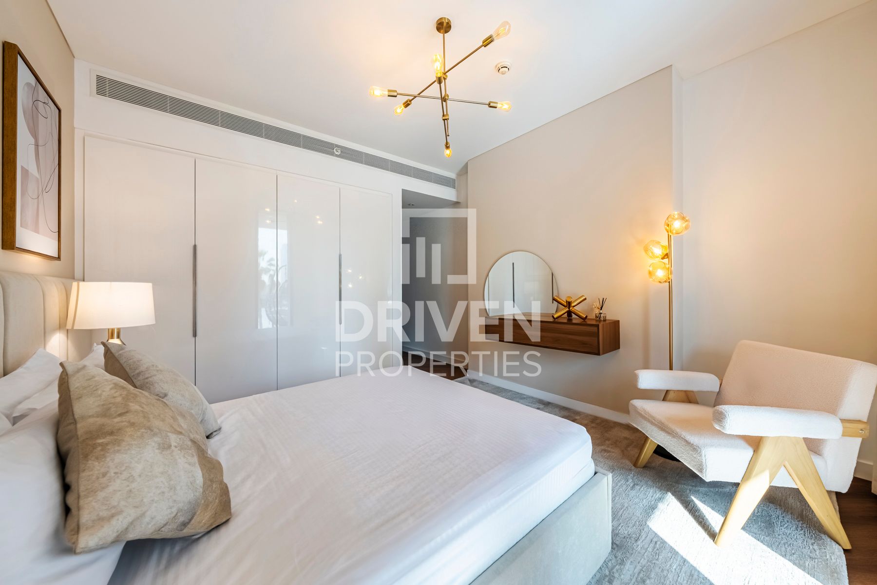 Fully Furnished and Luxury Unit Prime Location