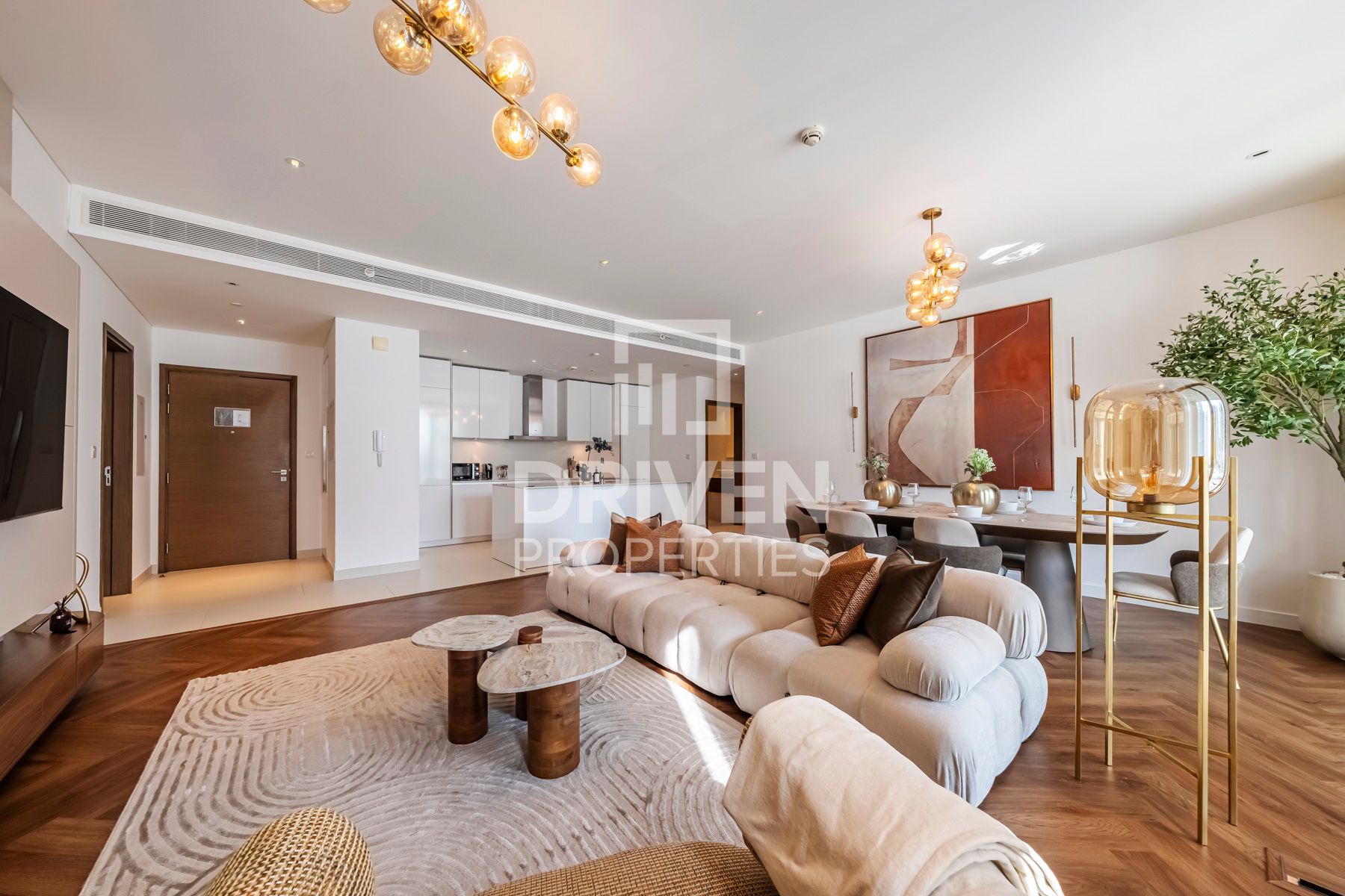 Fully Furnished and Luxury Unit Prime Location