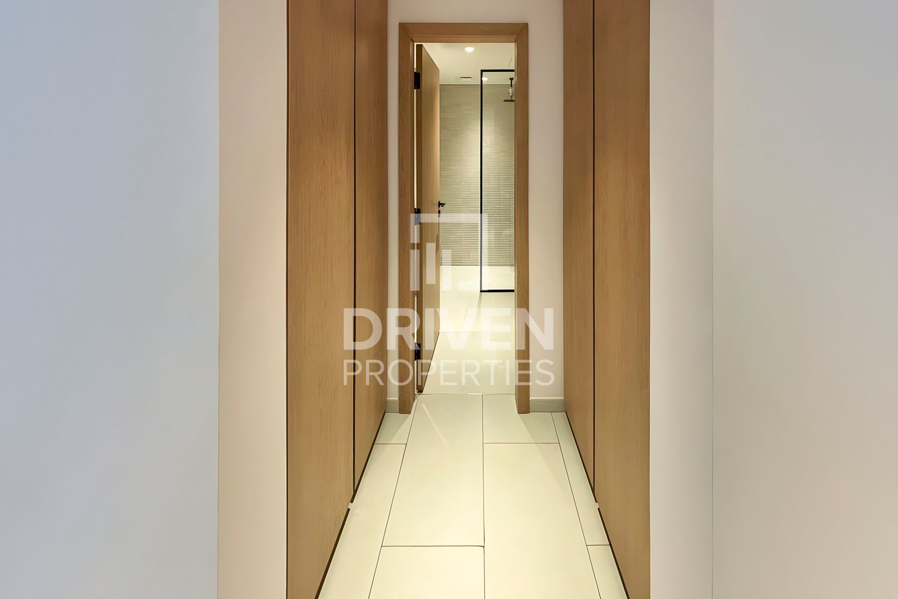 Burj Khalifa View Fully Equipped Vacant