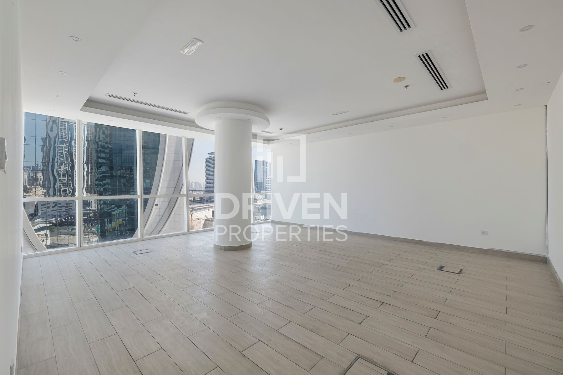 Best Price Fully Fitted Ready to Move In