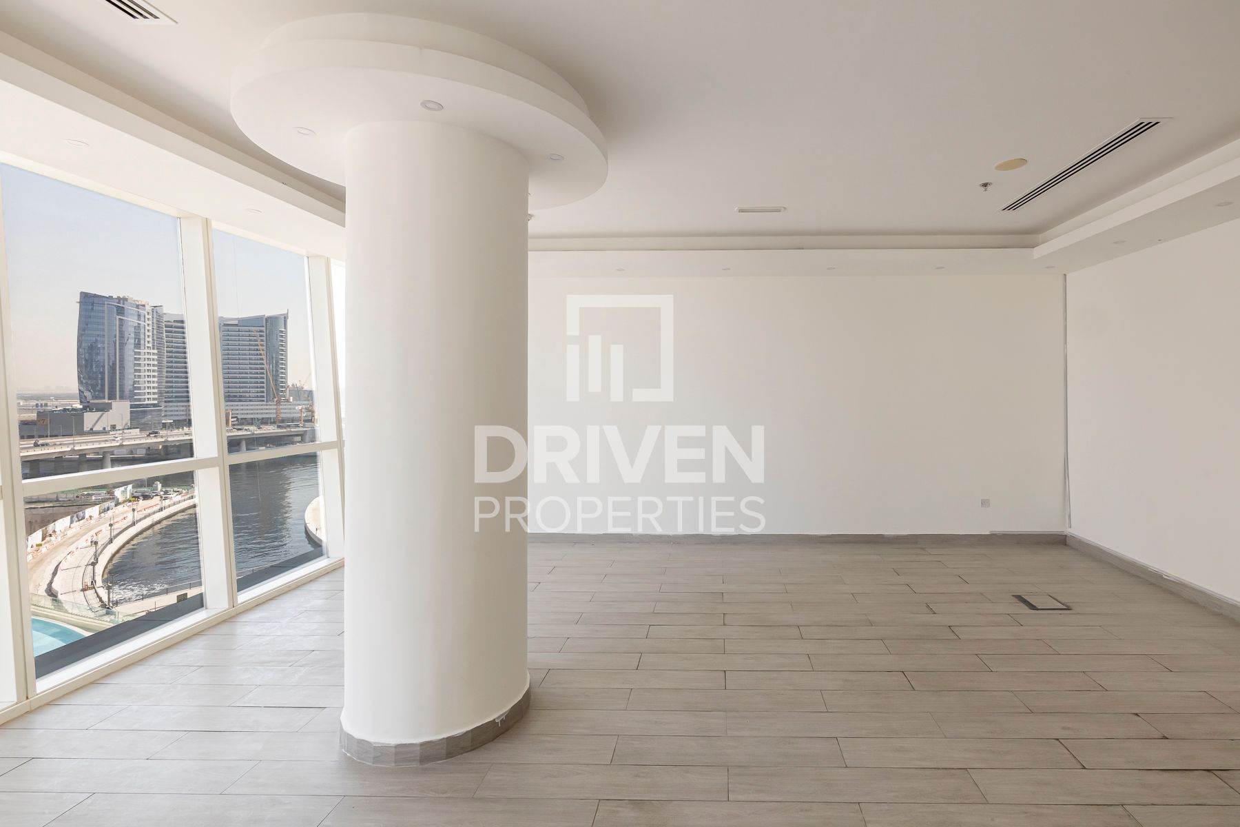 Best Price Fully Fitted Ready to Move In