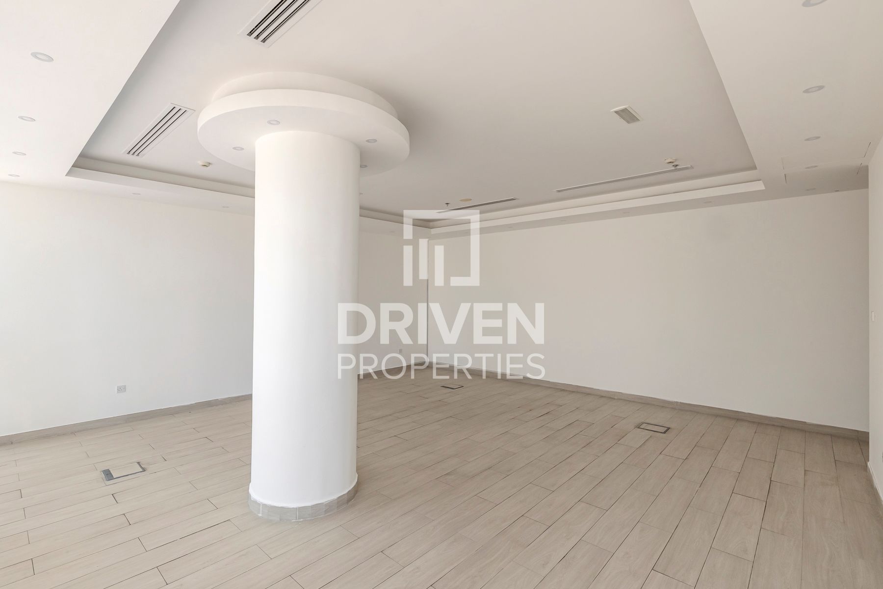 Best Price Fully Fitted Ready to Move In