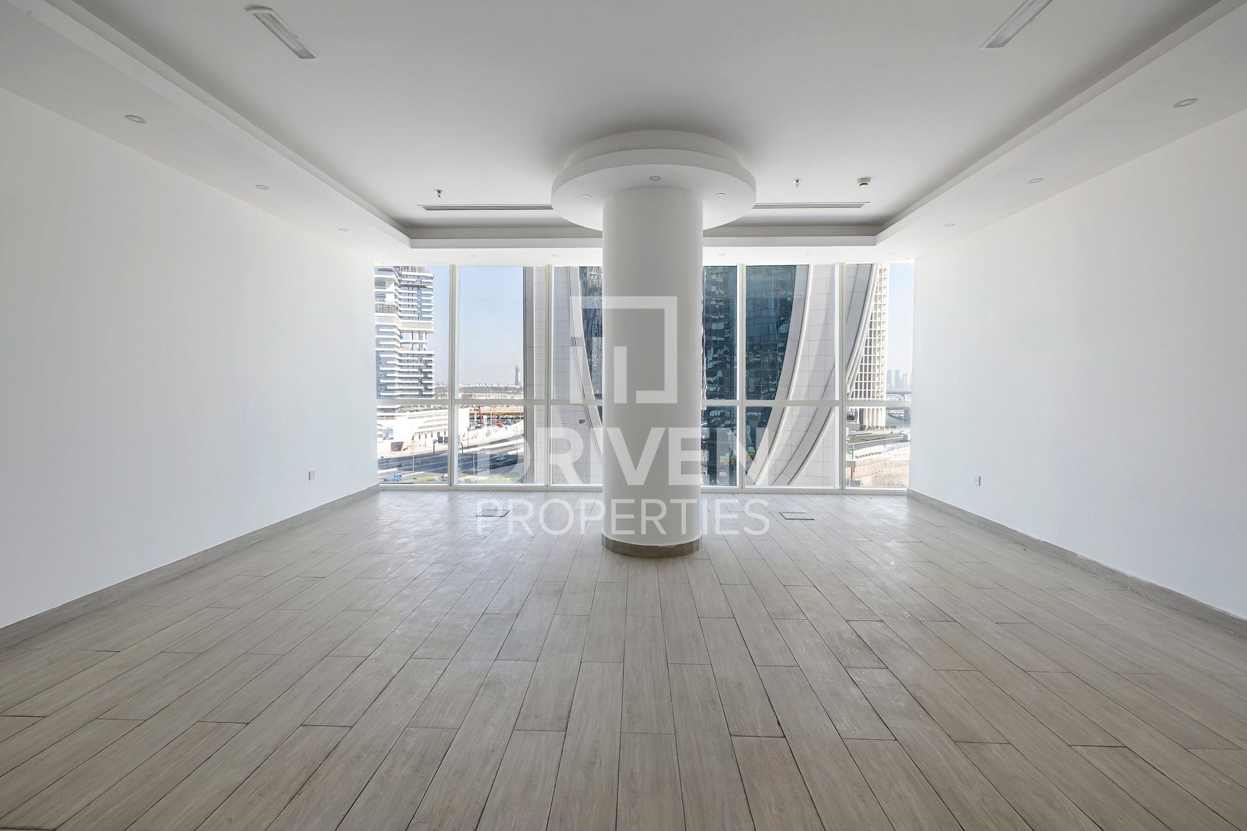 Best Price Fully Fitted Ready to Move In