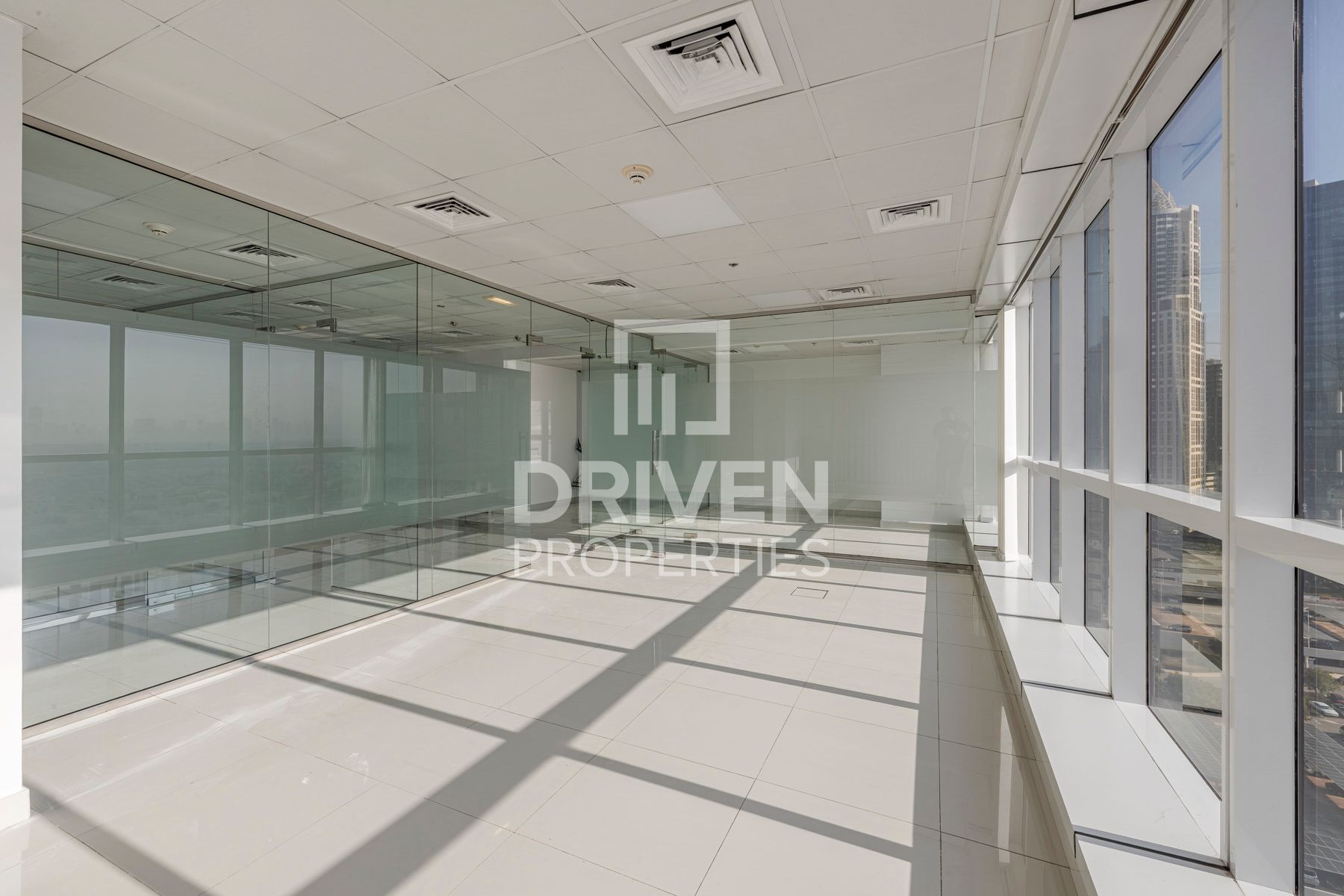 Ready to move in Semi Furnished Corner Unit