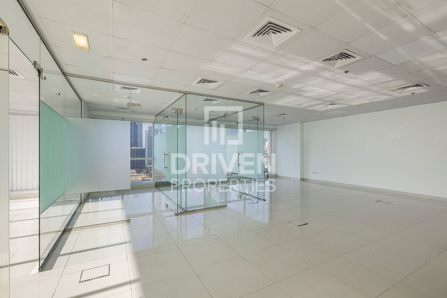 Ready to move in Semi Furnished Corner Unit