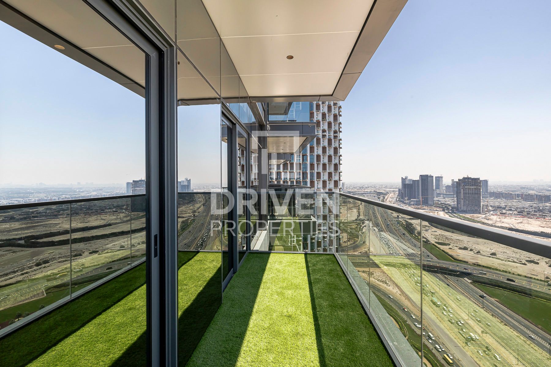 Open View Fully Furnished Spacious Layout